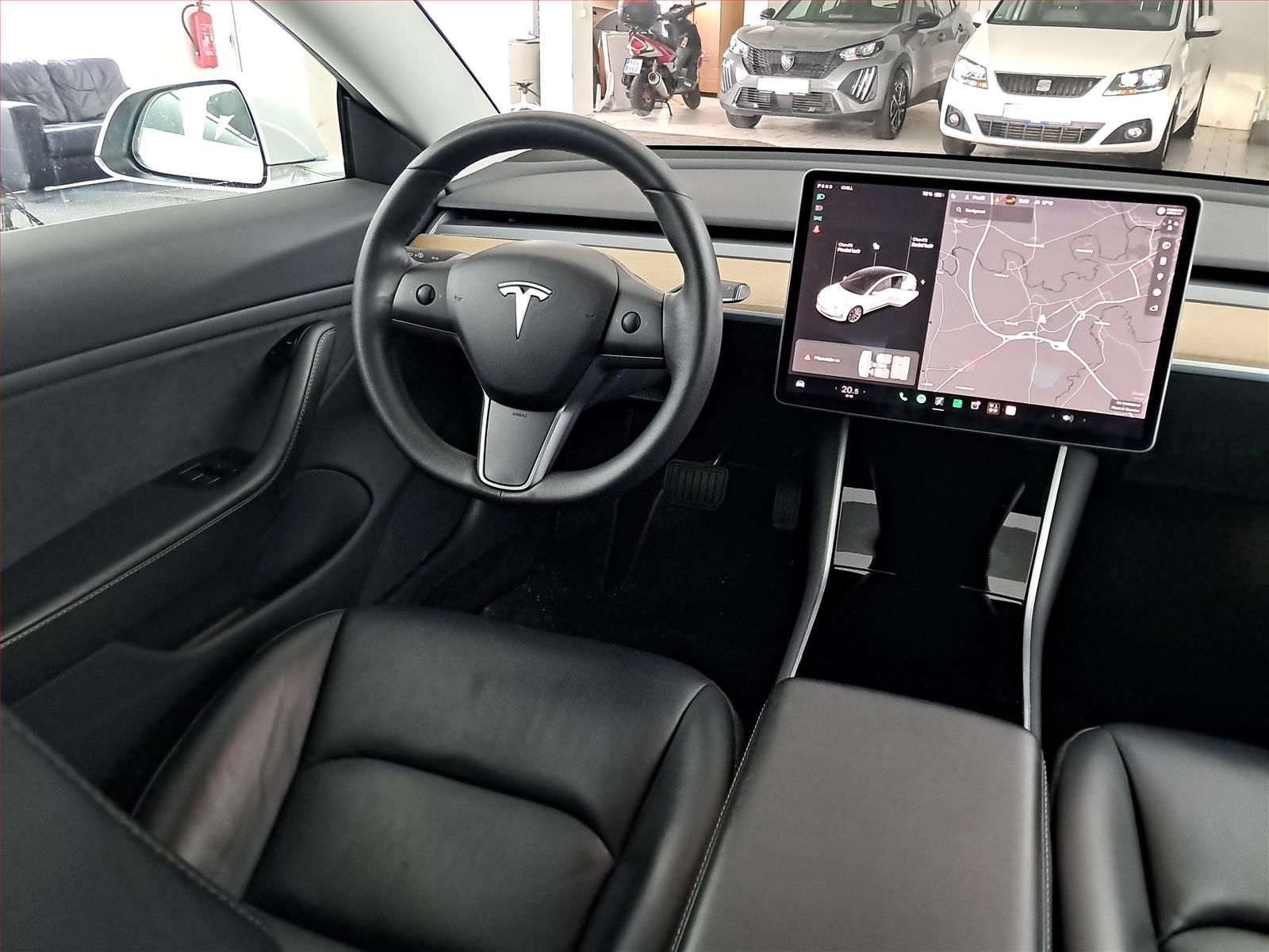 Tesla Model 3, Long Range 4WD 78kWh, SoH 83% - fotka 6