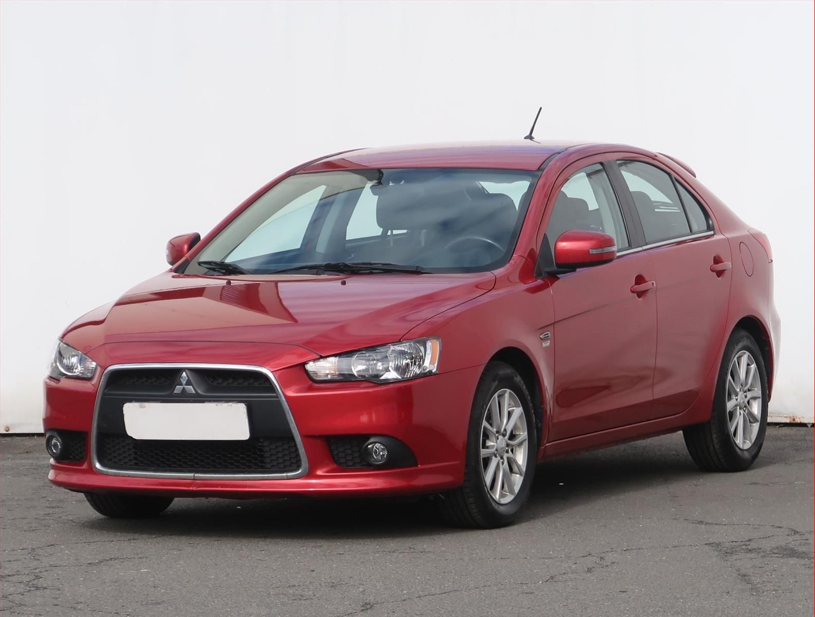 Mitsubishi Lancer, 1.6 MIVEC, ČR,1.maj - fotka 2