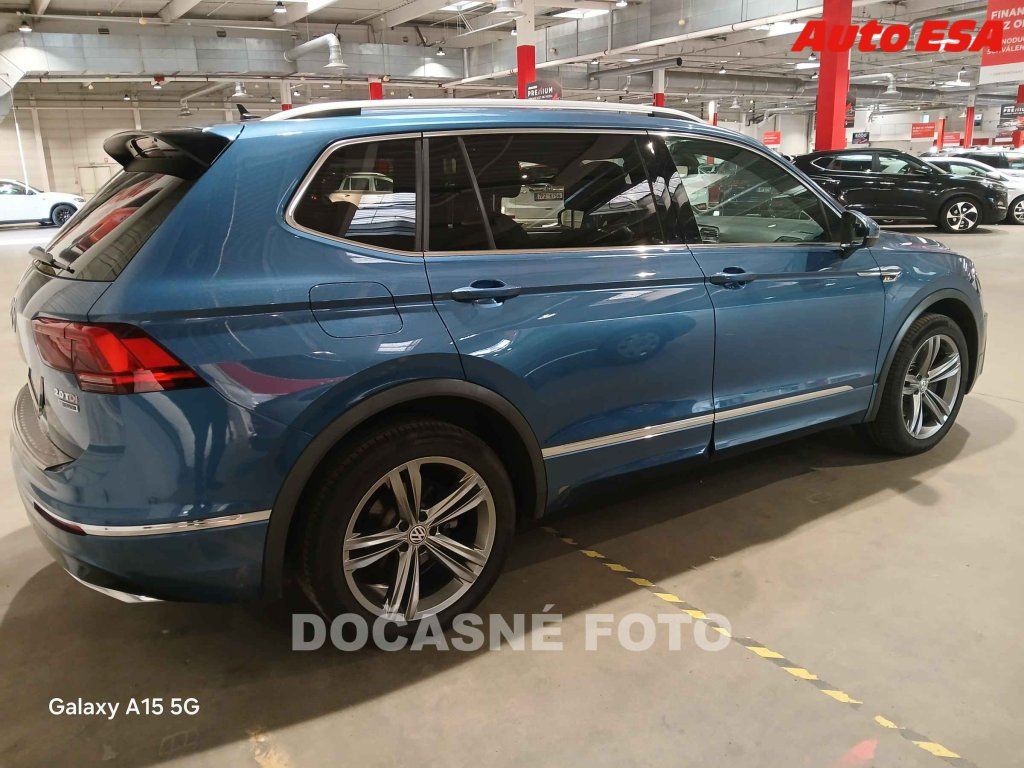 Volkswagen Tiguan, 2.0 TDI,1.maj,ČR - fotka 2