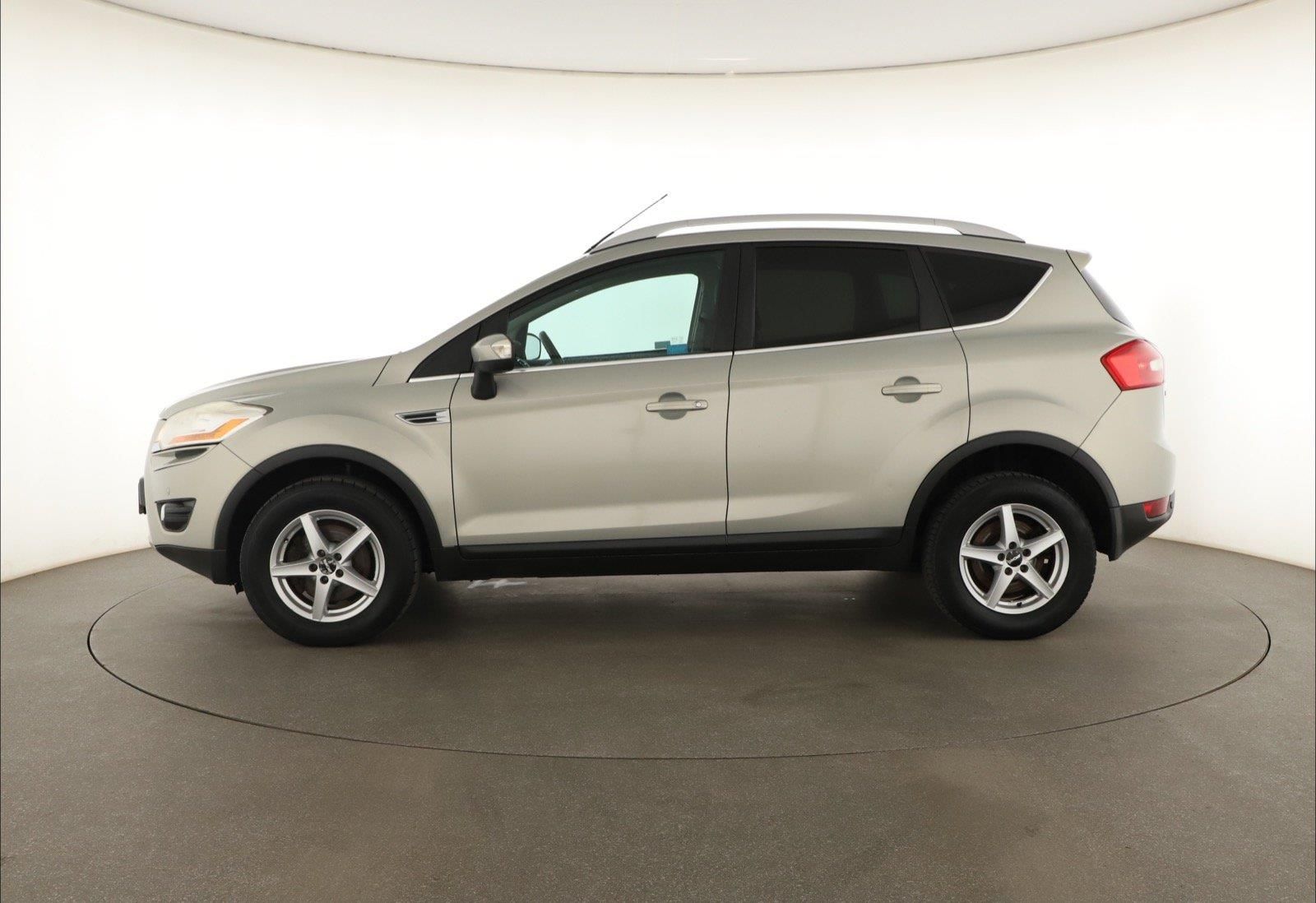 Ford Kuga, 2.0 TDCi, 4X4, Serv.kniha - fotka 3