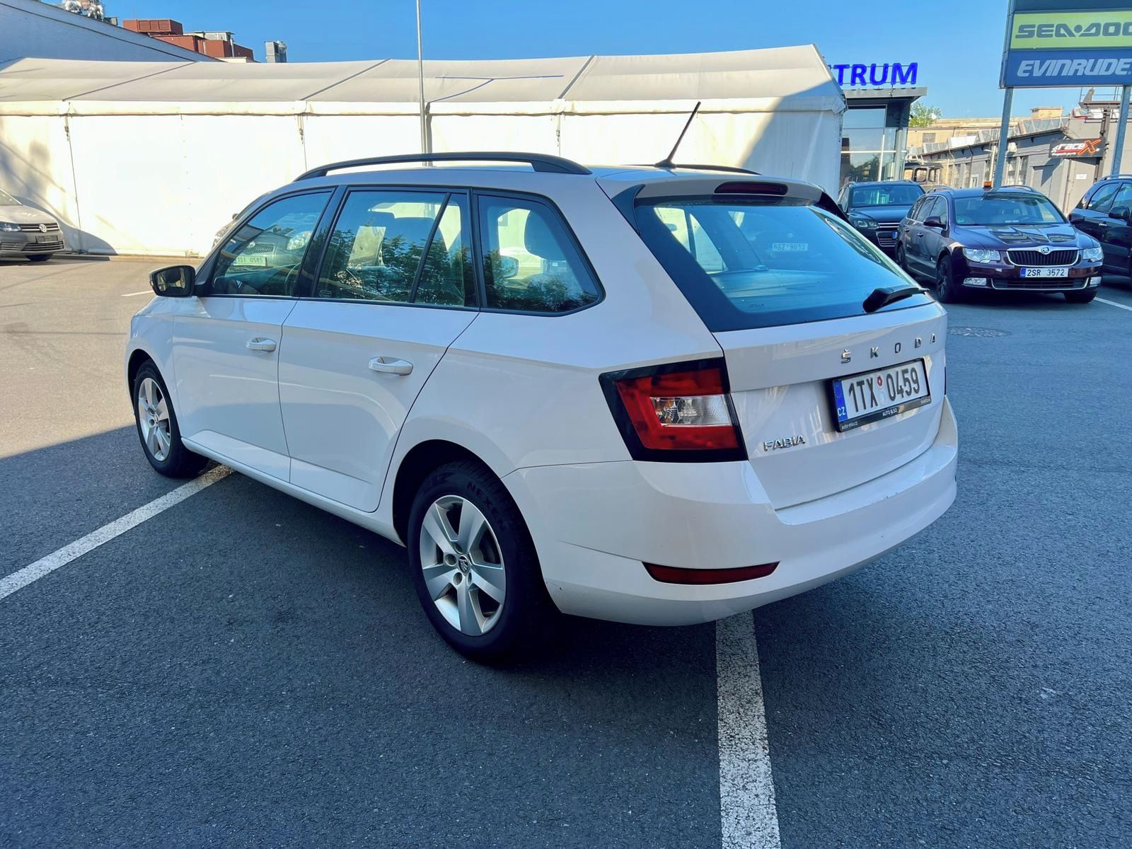 Škoda Fabia, 1.0TSi, Kombi, servis, DPH - fotka 5