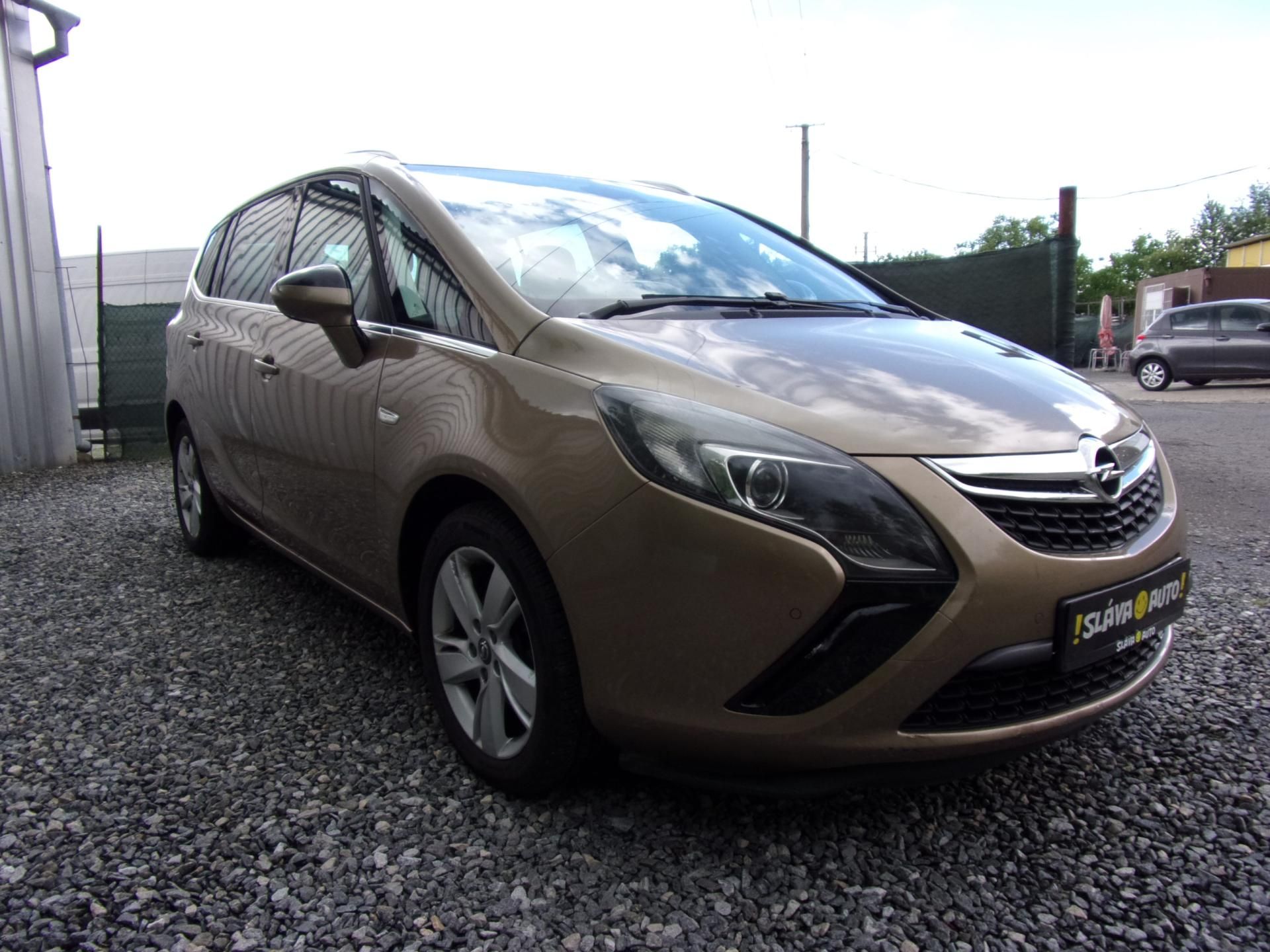 Opel Zafira, 2.0CDTi96kW COSMO 7MÍST NEW ČR - fotka 3