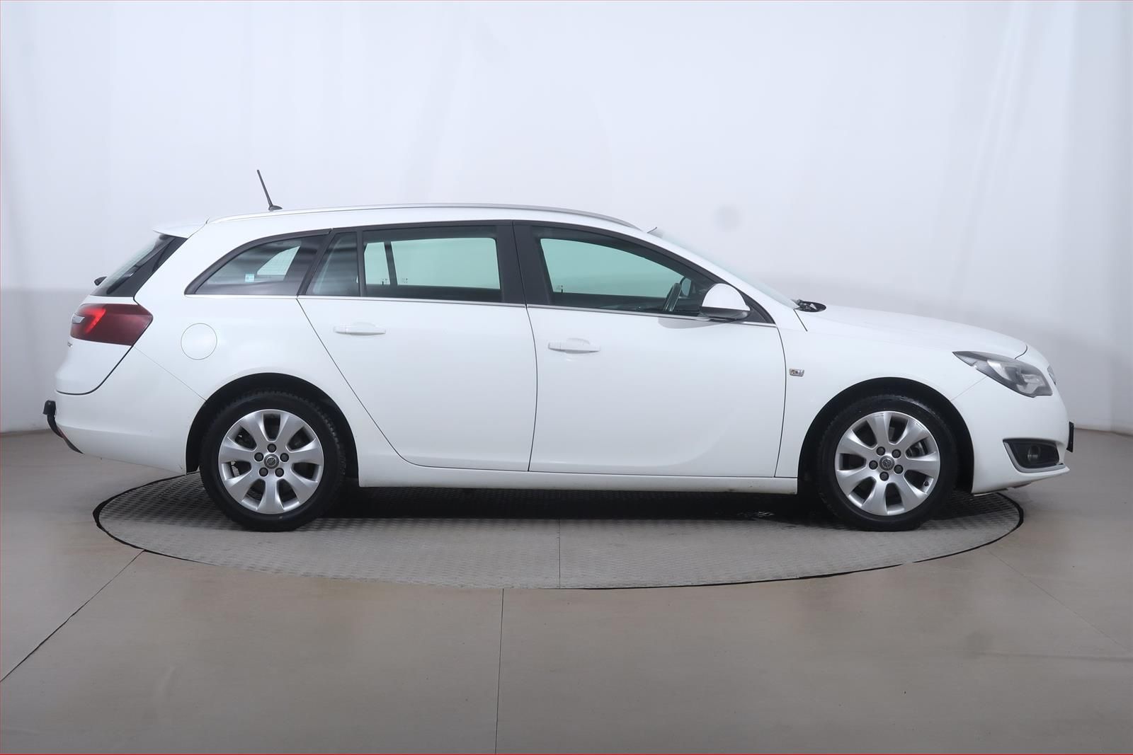 Opel Insignia, 2.0 CDTI - fotka 6