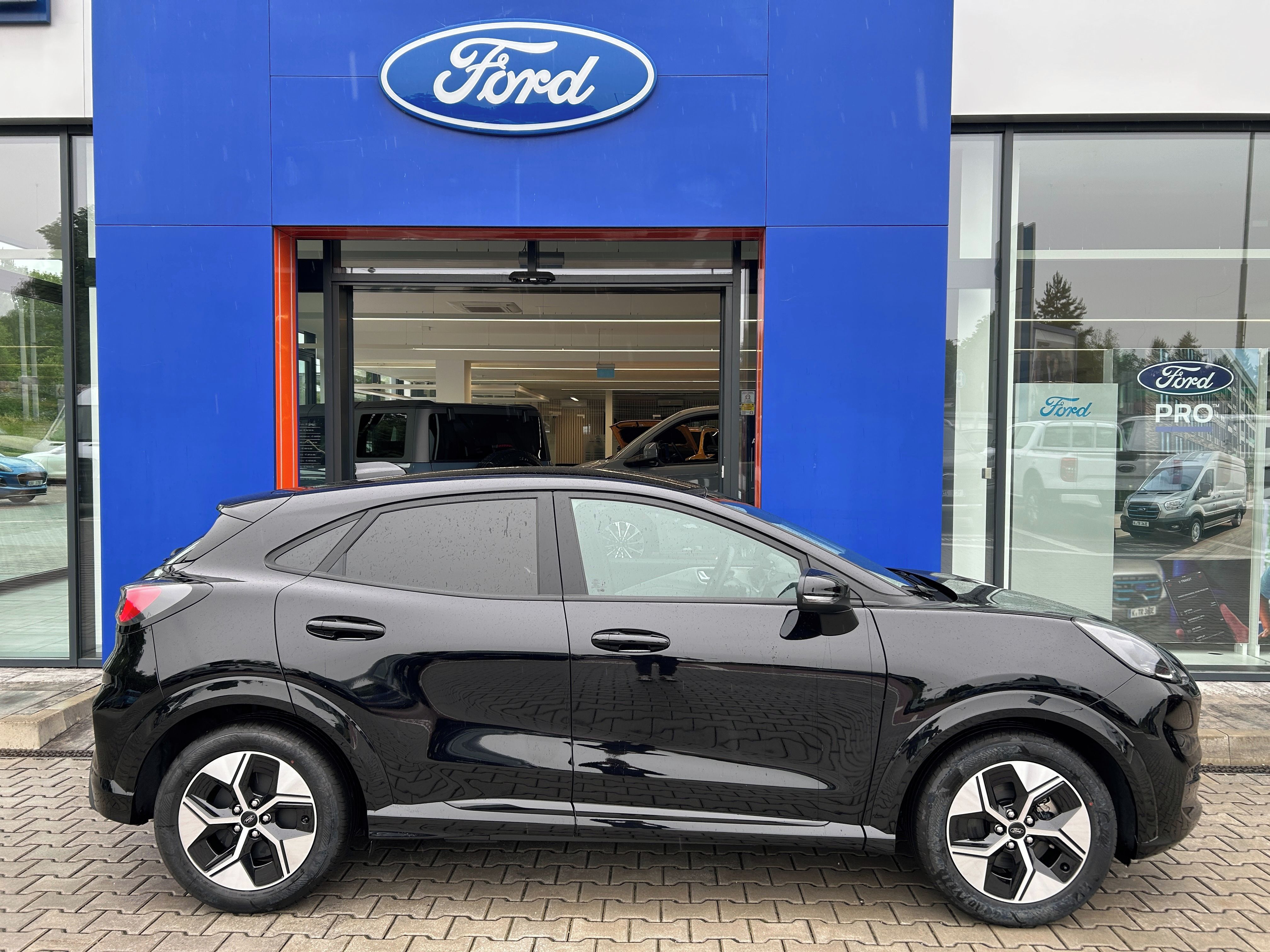 Ford Puma, SELECT 46,8 kWh 123 kW - fotka 3