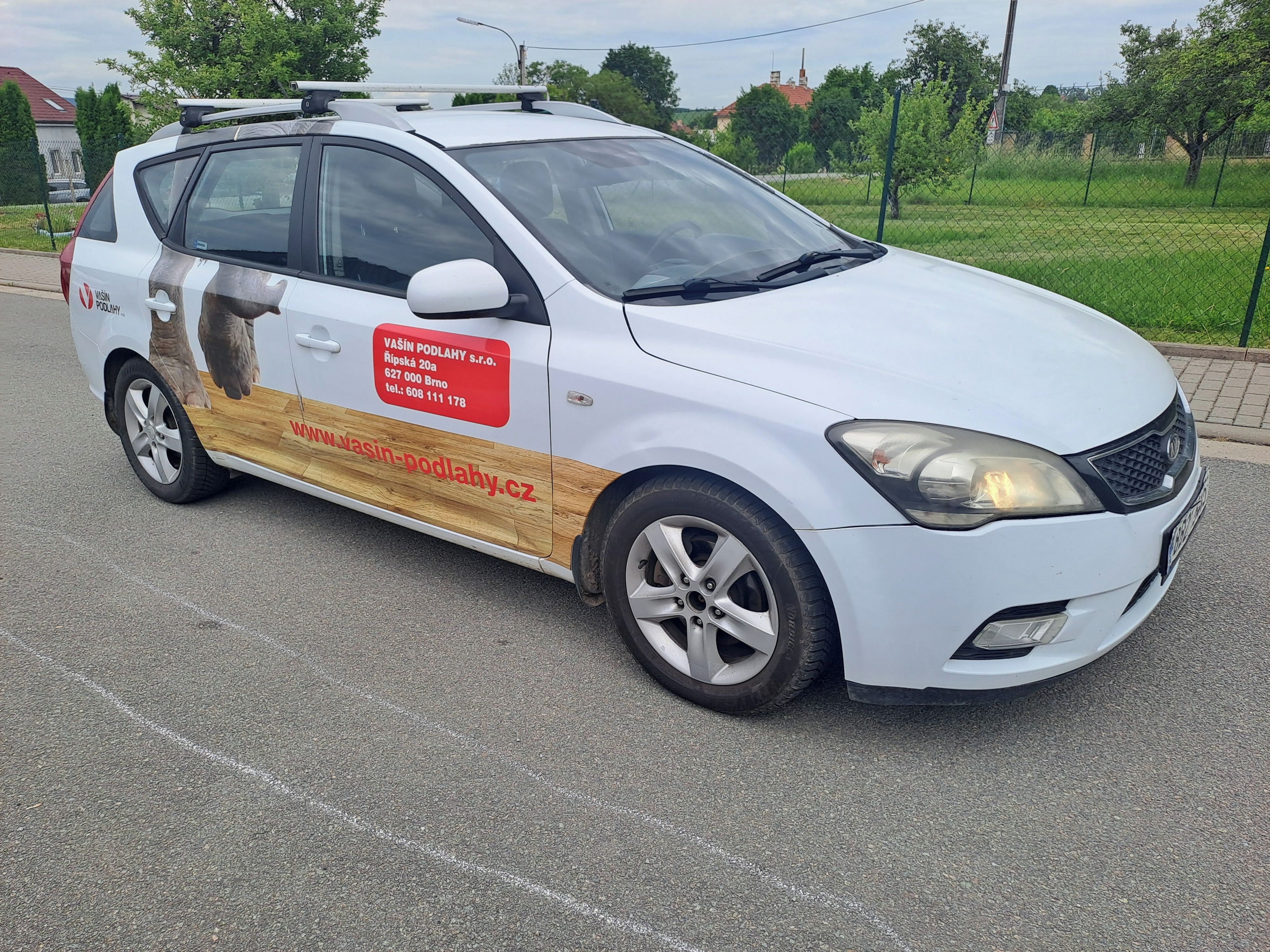Kia Cee´d, 1.MAJ,SERVISOVANÝ VŮZ,DPH - fotka 5