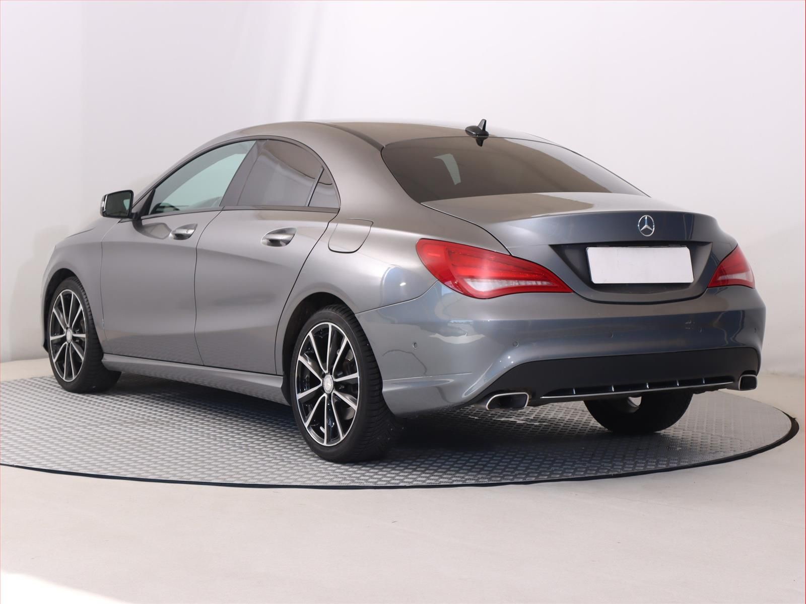 Mercedes-Benz CLA, 220 CDI, Automat - fotka 4