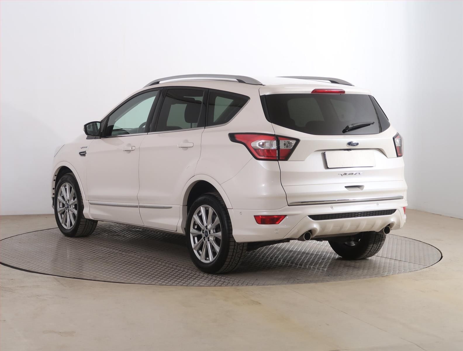 Ford Kuga, 2.0 TDCi, Vignale, 4X4 - fotka 4