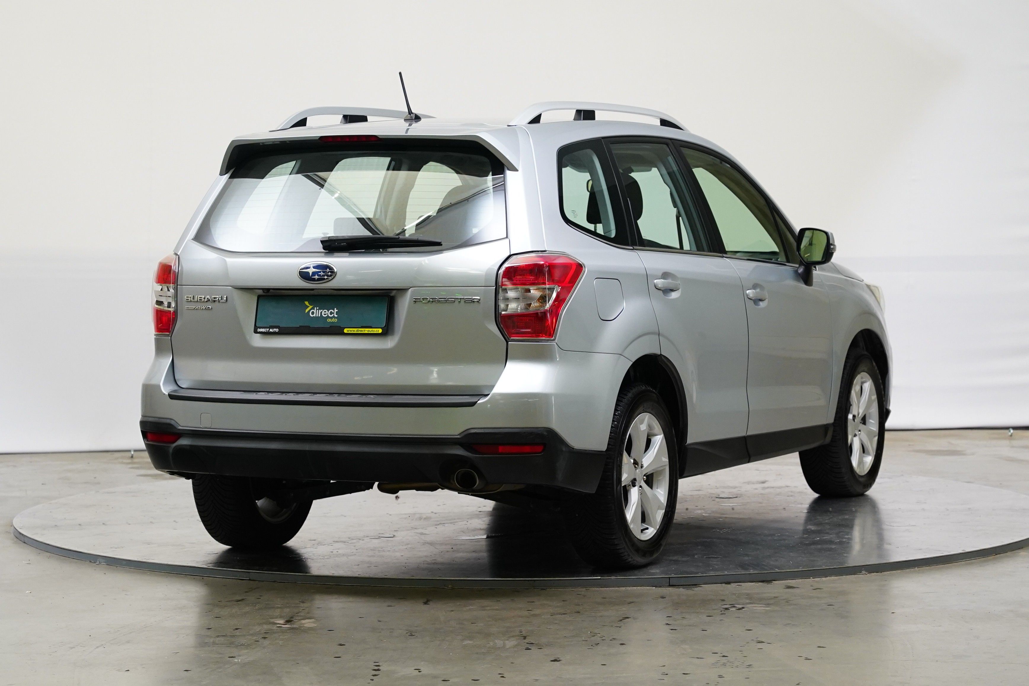 Subaru Forester, 2.0 i 110 kW AWD - fotka 2