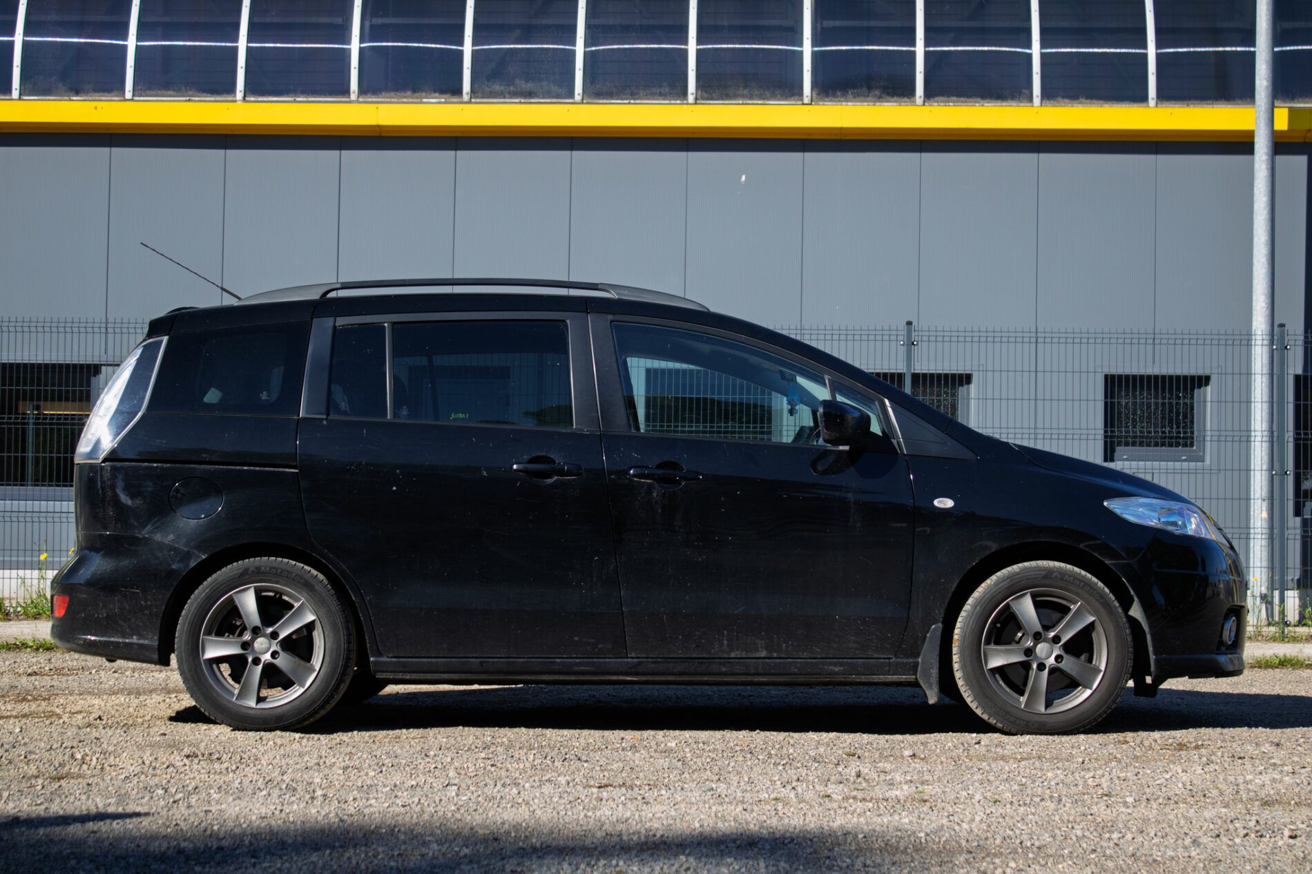 Mazda 5 - fotka 4