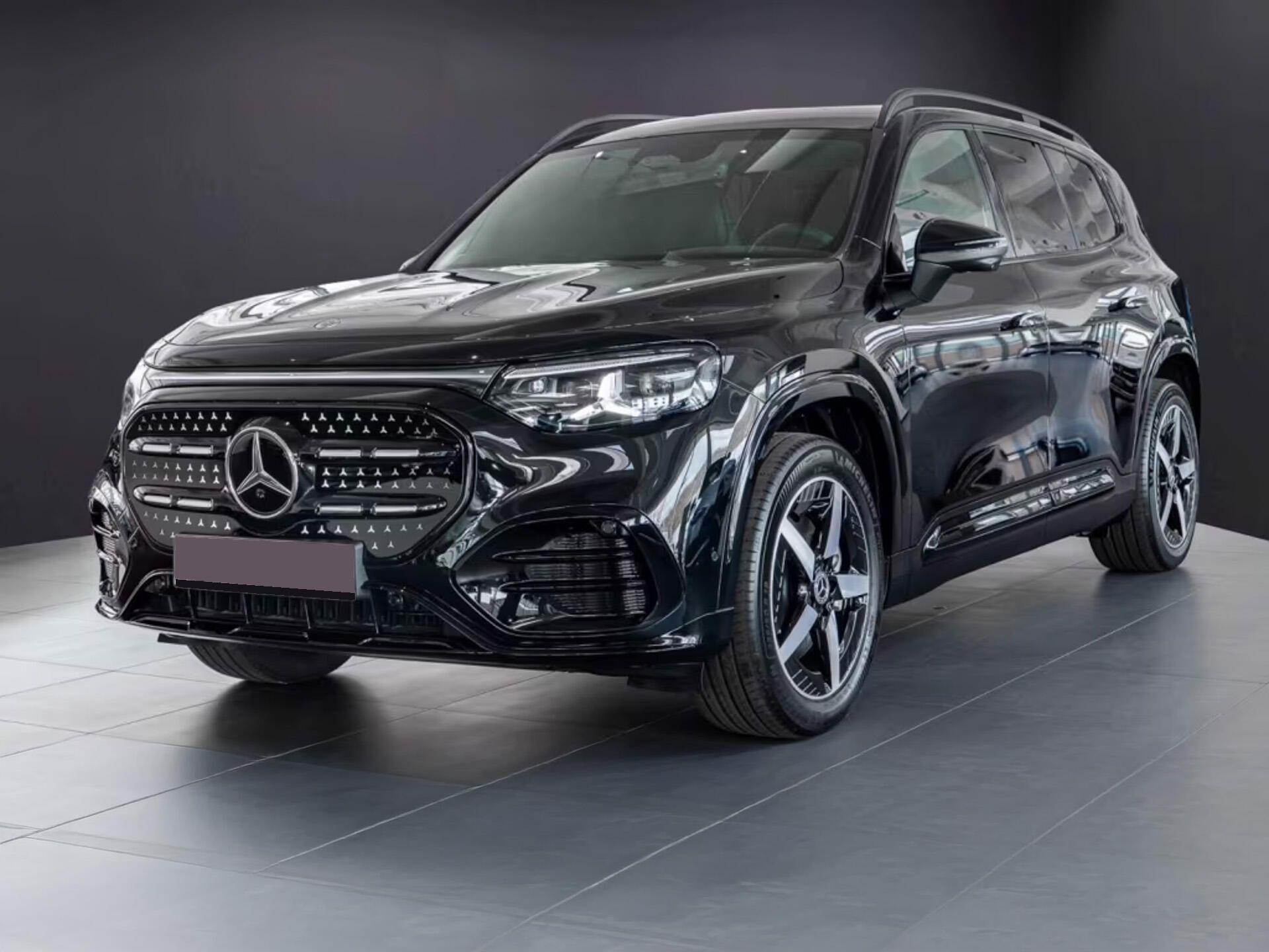 Mercedes-Benz GLB, 250+ AMG Superscreen Burm Pano