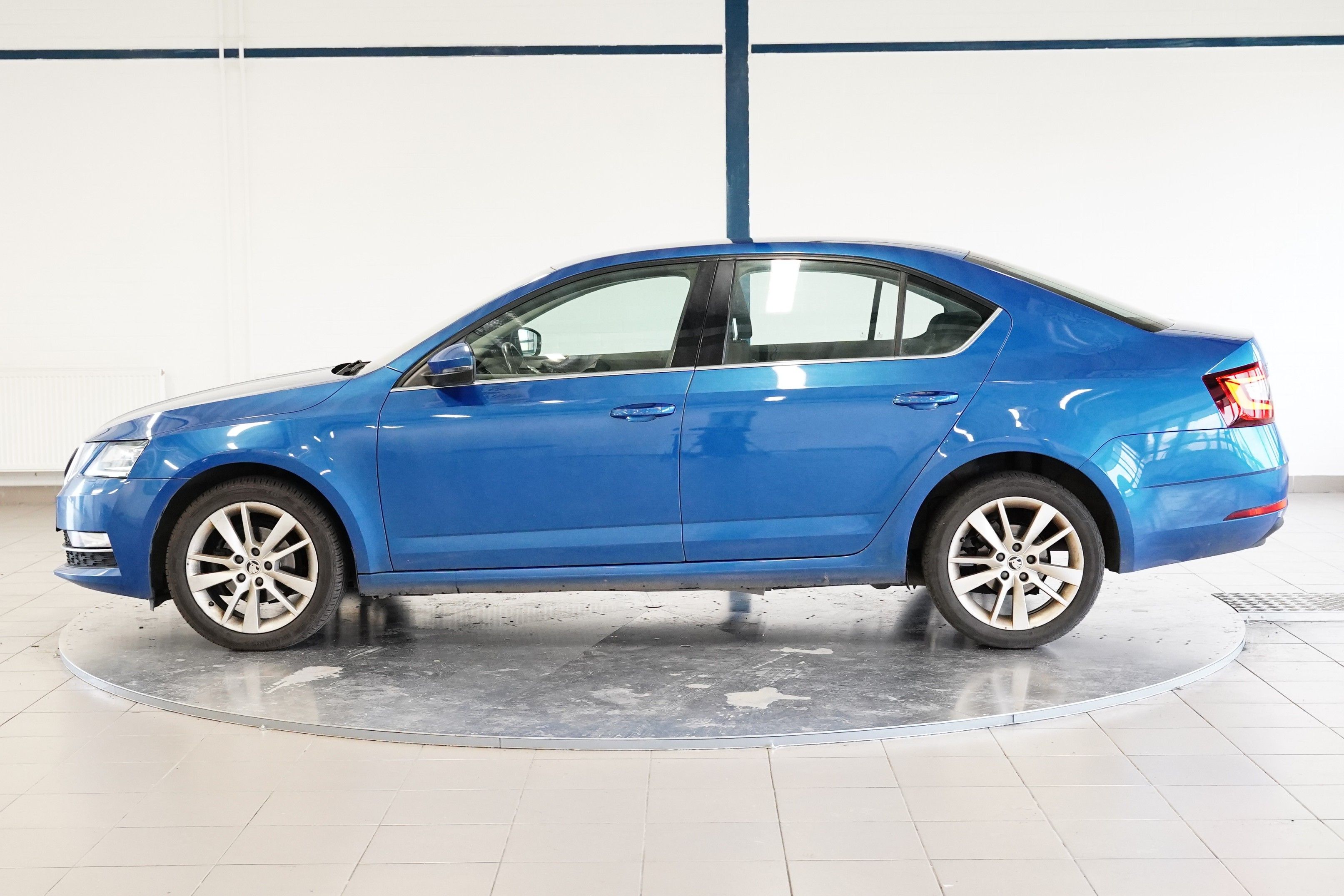 Škoda Octavia, 1.6 TDI 85 kW Style - fotka 3