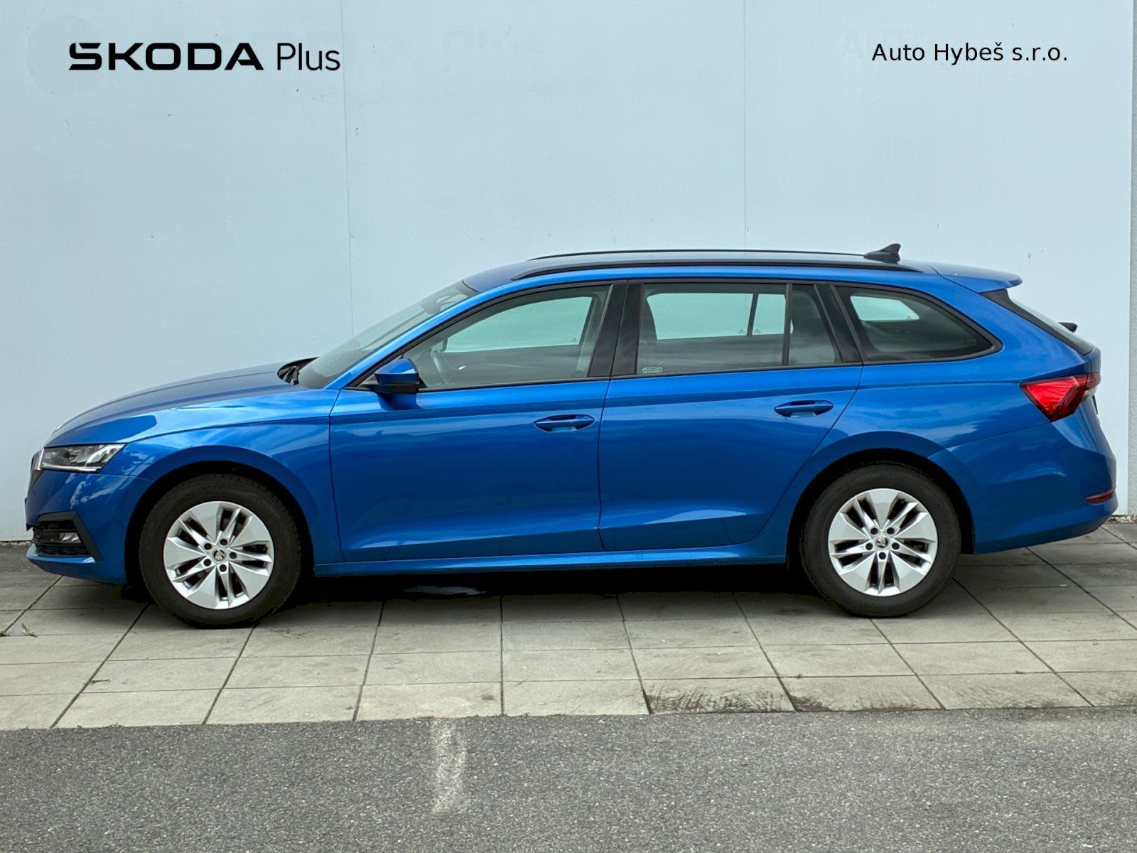 Škoda Octavia, Combi 2,0 TDI / 85 kW Ambition - fotka 3