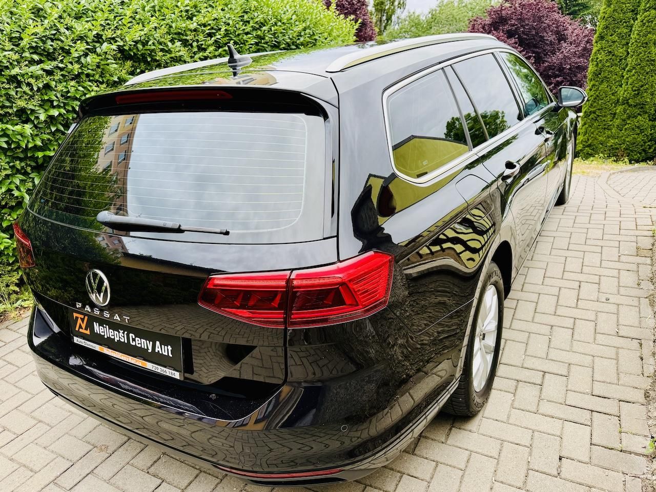 Volkswagen Passat Variant, 2,0TDi 110kW BUSINESS DSG ACC - fotka 5