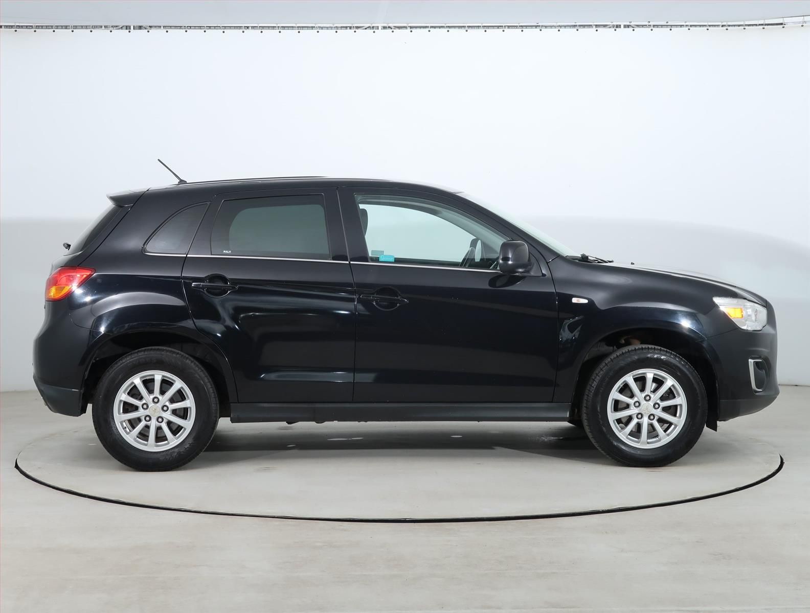 Mitsubishi ASX, 1.6 MIVEC, Inform, Navi - fotka 6