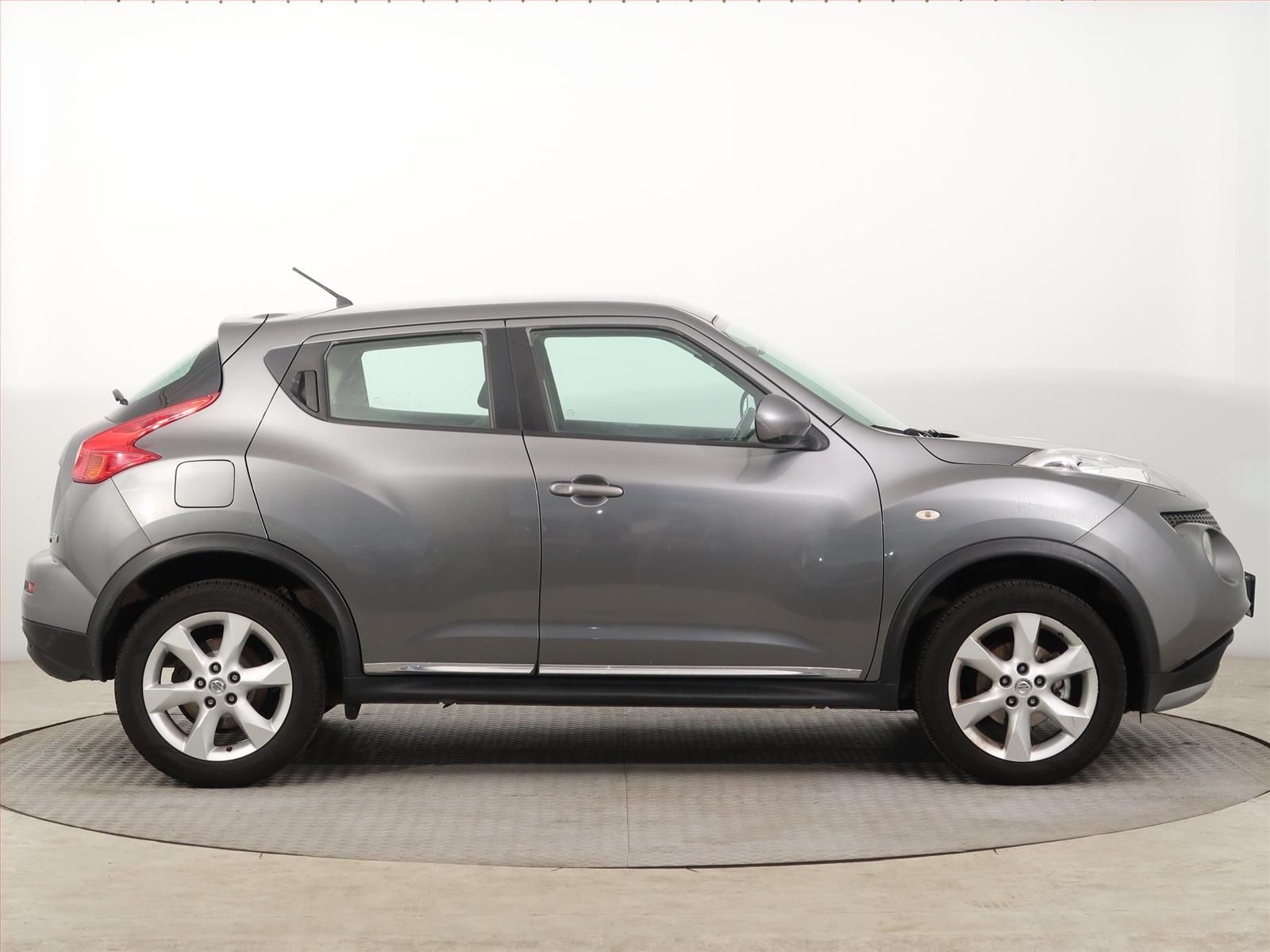 Nissan Juke, 1.5 dCi, po STK - fotka 6