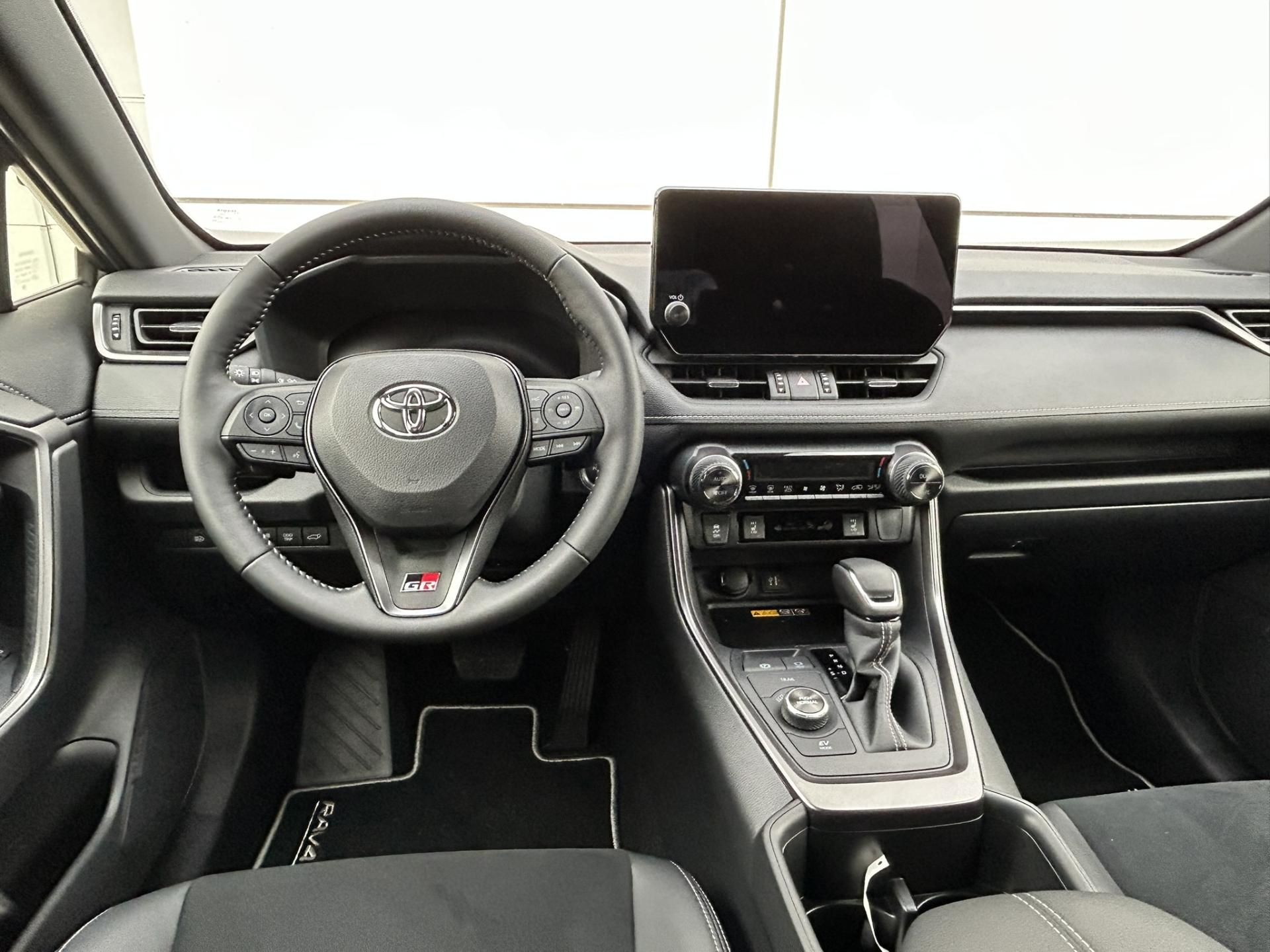 Toyota Rav4, GR SPORT 2,5 HEV 4X4 AT - fotka 6