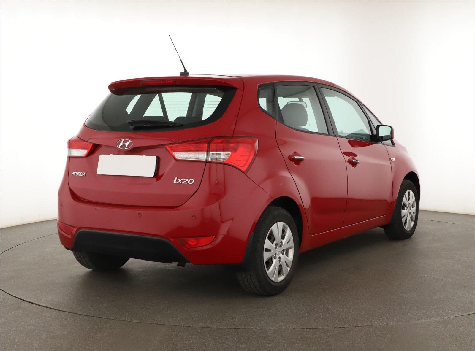 Hyundai ix20, 1.4 CVVT, ČR,1.maj - fotka 5