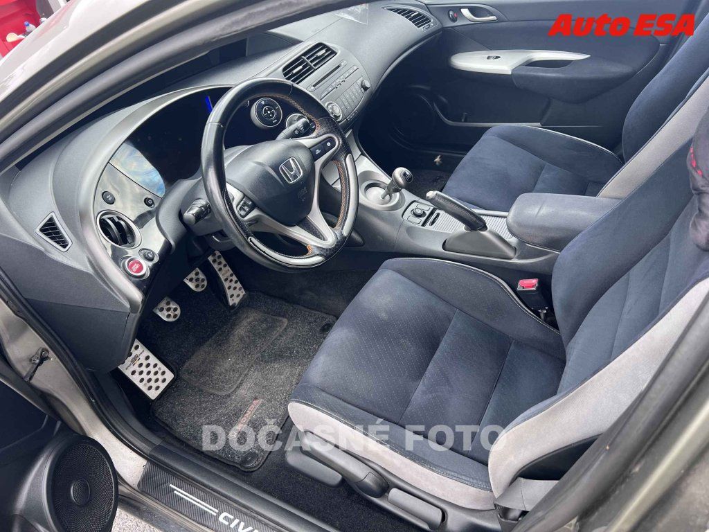 Honda Civic, 1.8i-VTEC,ČR - fotka 3