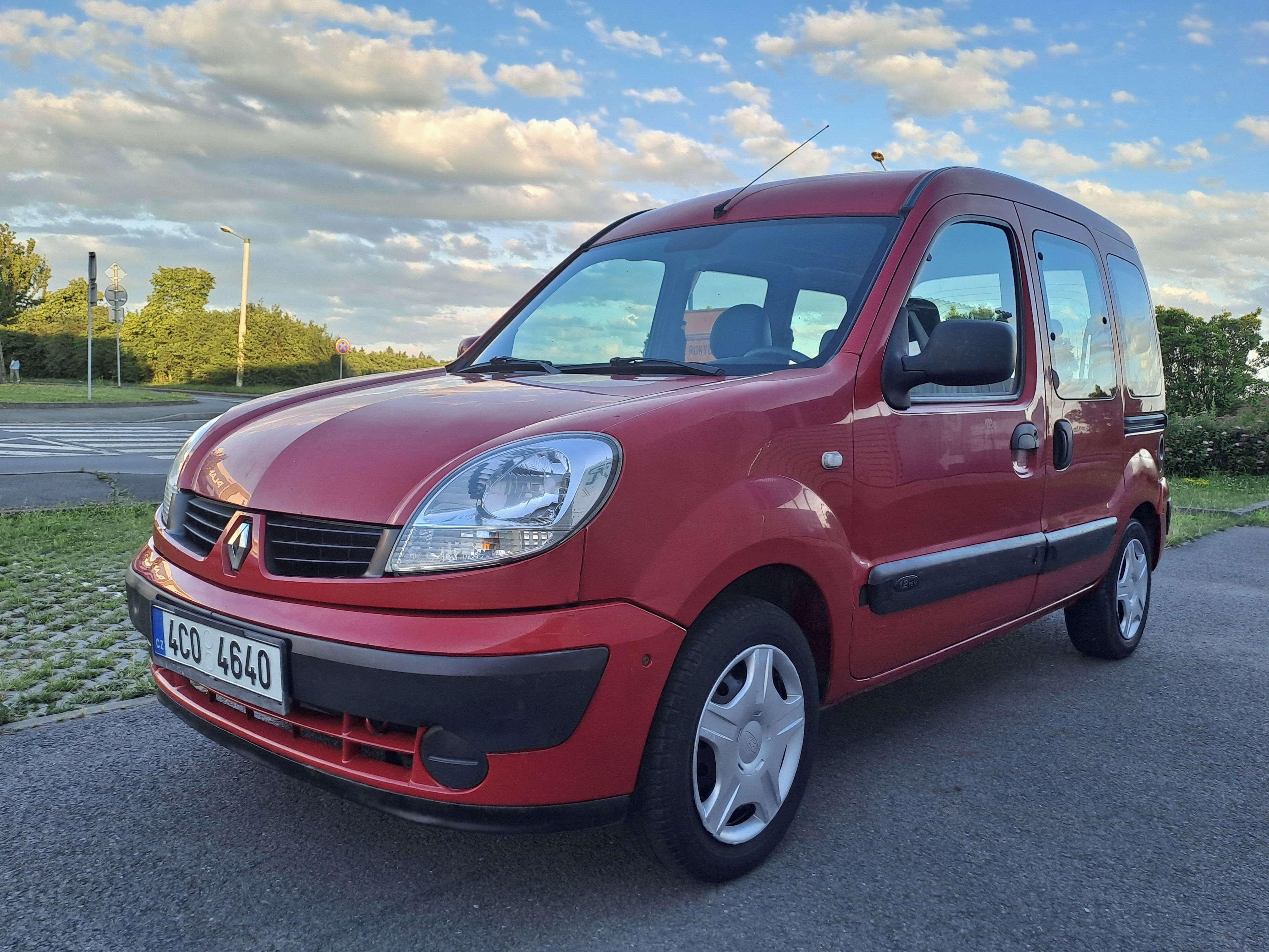 Renault Kangoo, 1.2i 1.MAJ NOVÁ STK DO 06/2028 - fotka 2