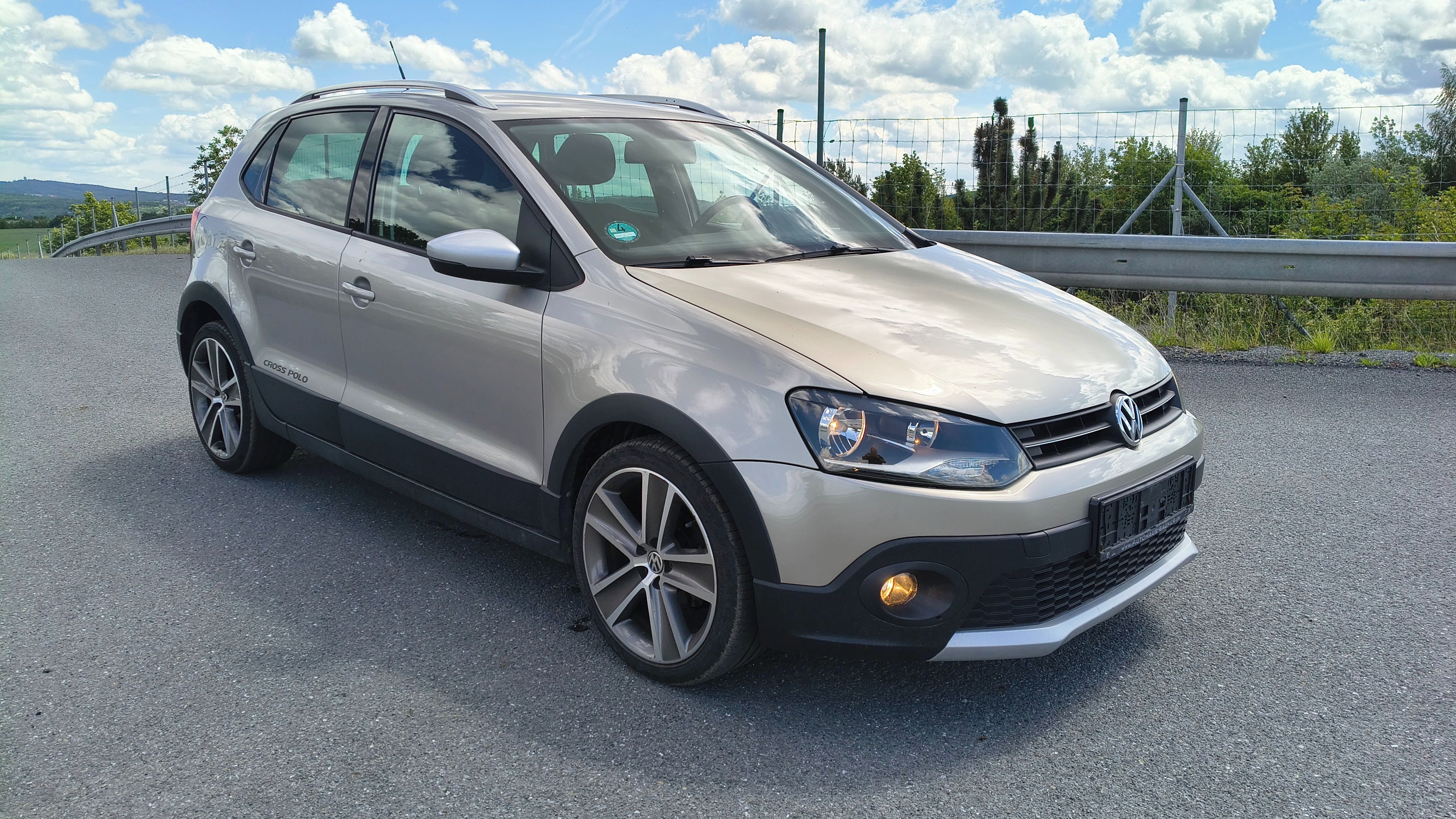 Volkswagen Polo, Cross 1.4i 63kW, klima, Alu 17
