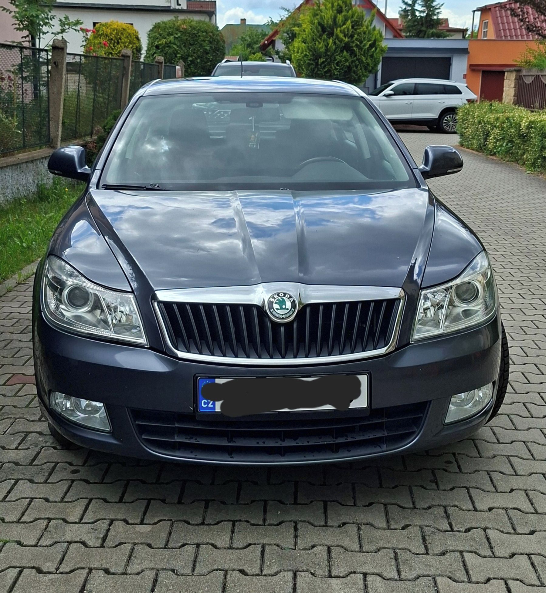 Škoda Octavia, II facelift   1,4/  90 kW - fotka 2
