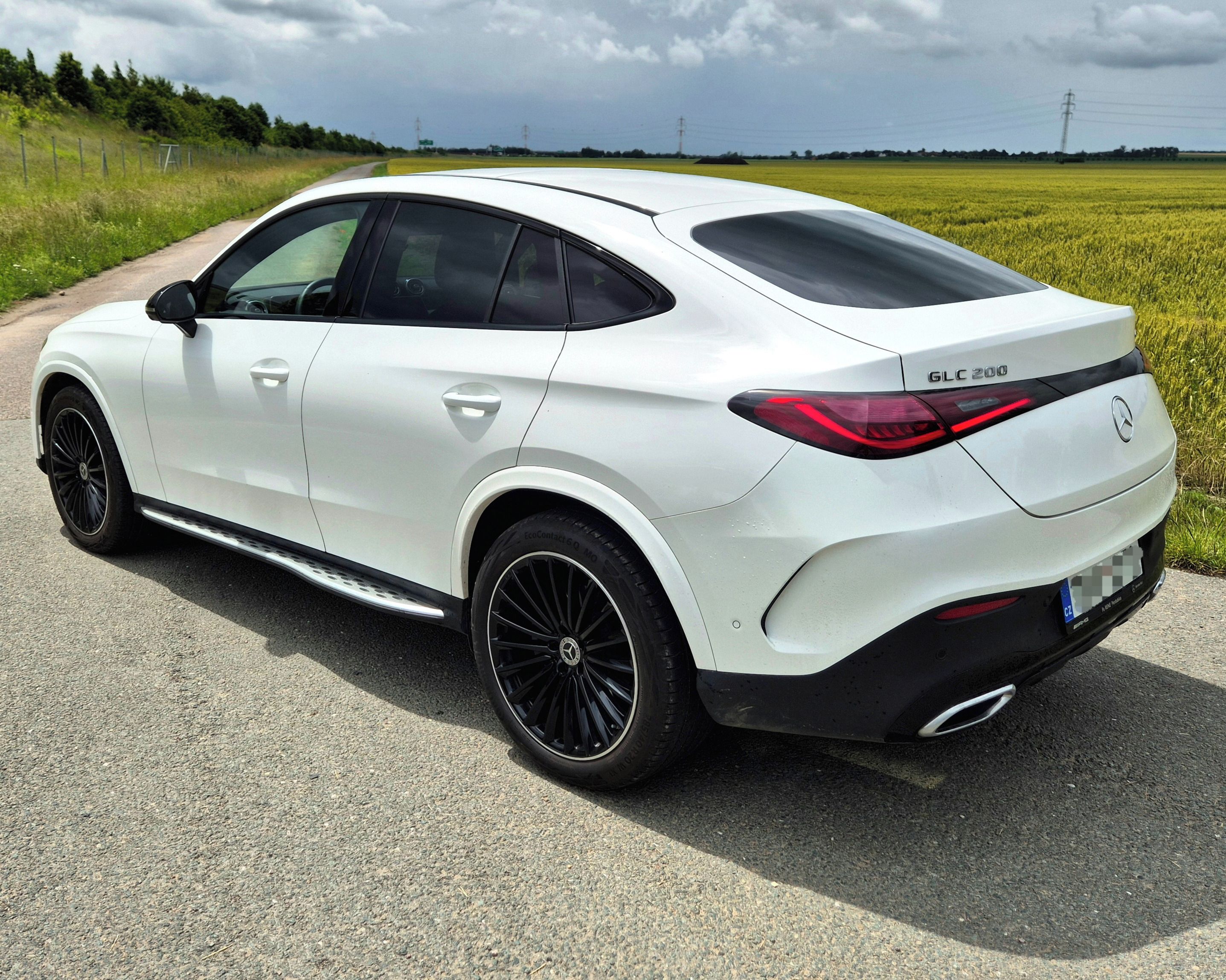 Mercedes-Benz GLC, 200 4MATIC kupé Linie AMG - fotka 4