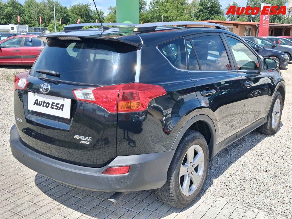 Toyota Rav4, 2.0 - fotka 4