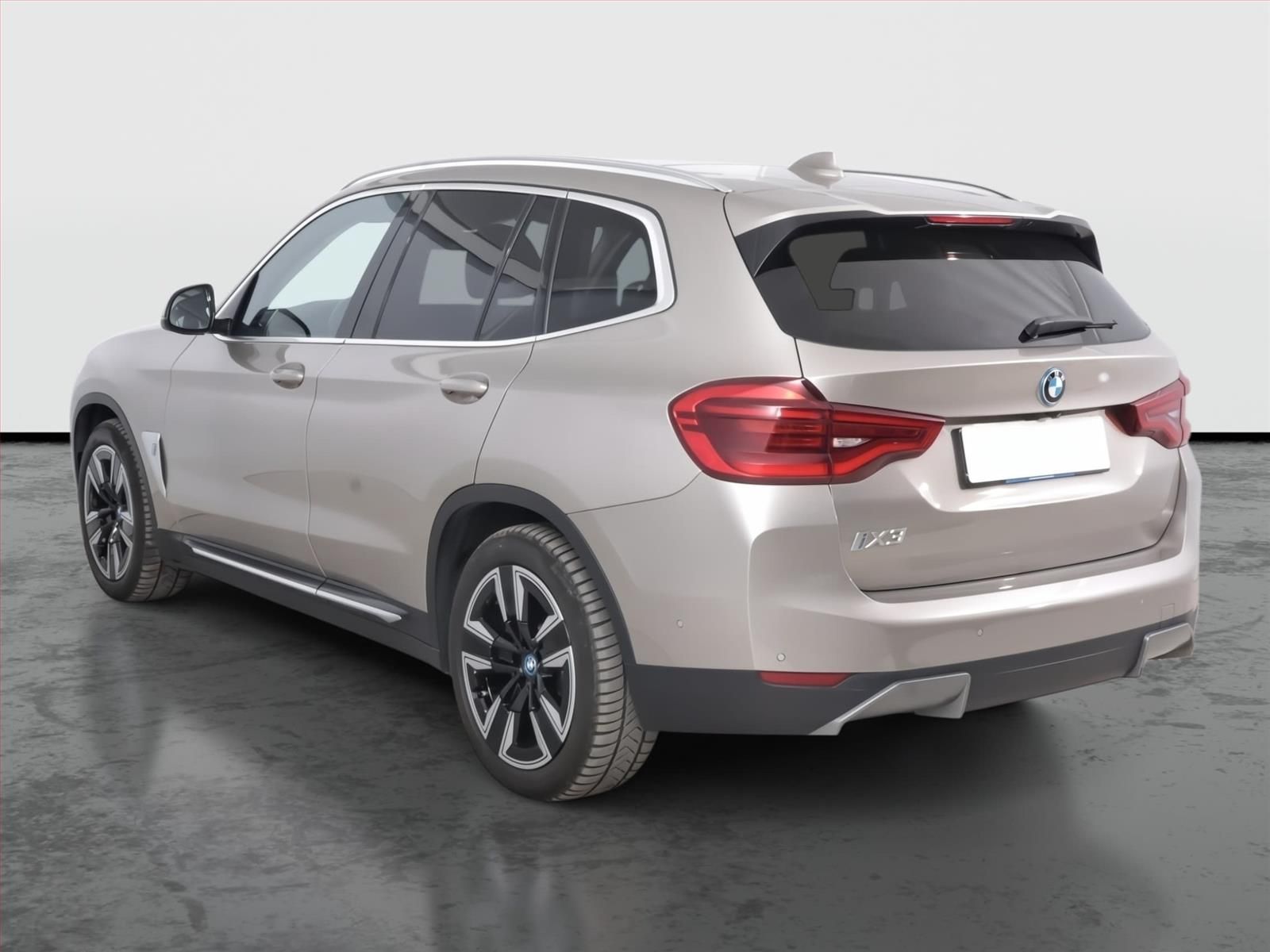 BMW iX3, 80 kWh, SoH 98% - fotka 4