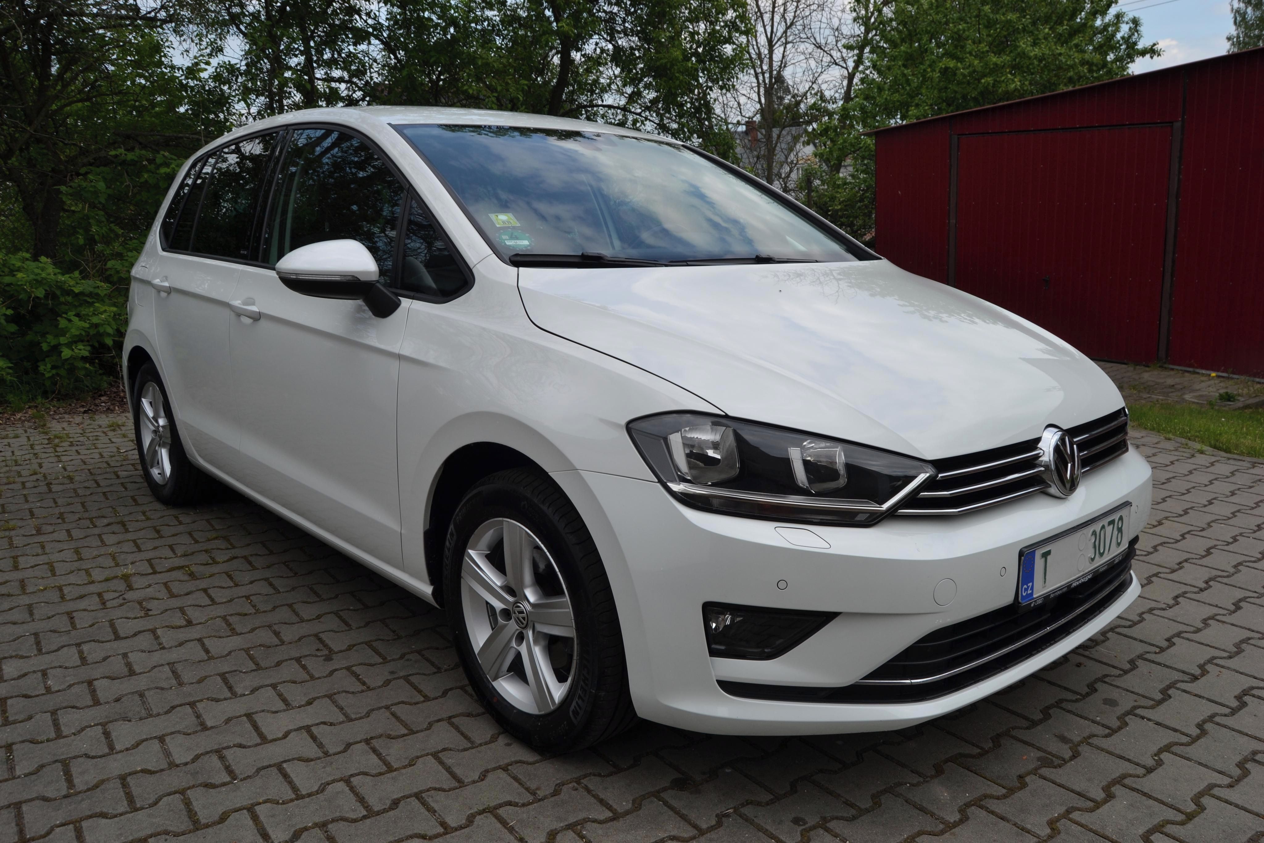 Volkswagen Golf Sportsvan, 1.2TSI 81Kw - fotka 3