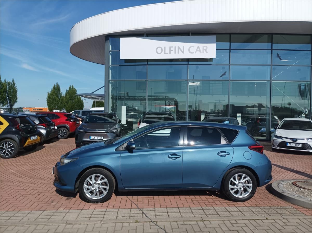 Toyota Auris, 1,6 Active Trend+ 6M/T - fotka 2