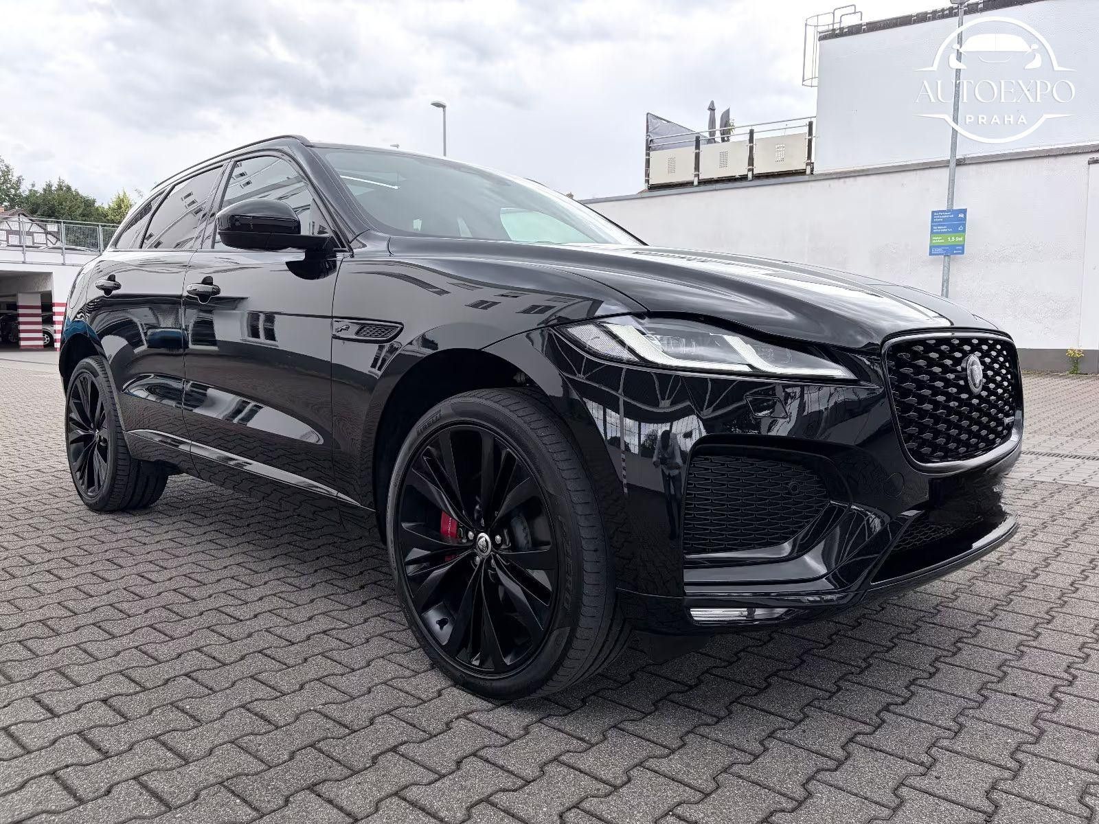 Jaguar F-Pace, R-Dynamic SE AWD*PANORAMA - fotka 3