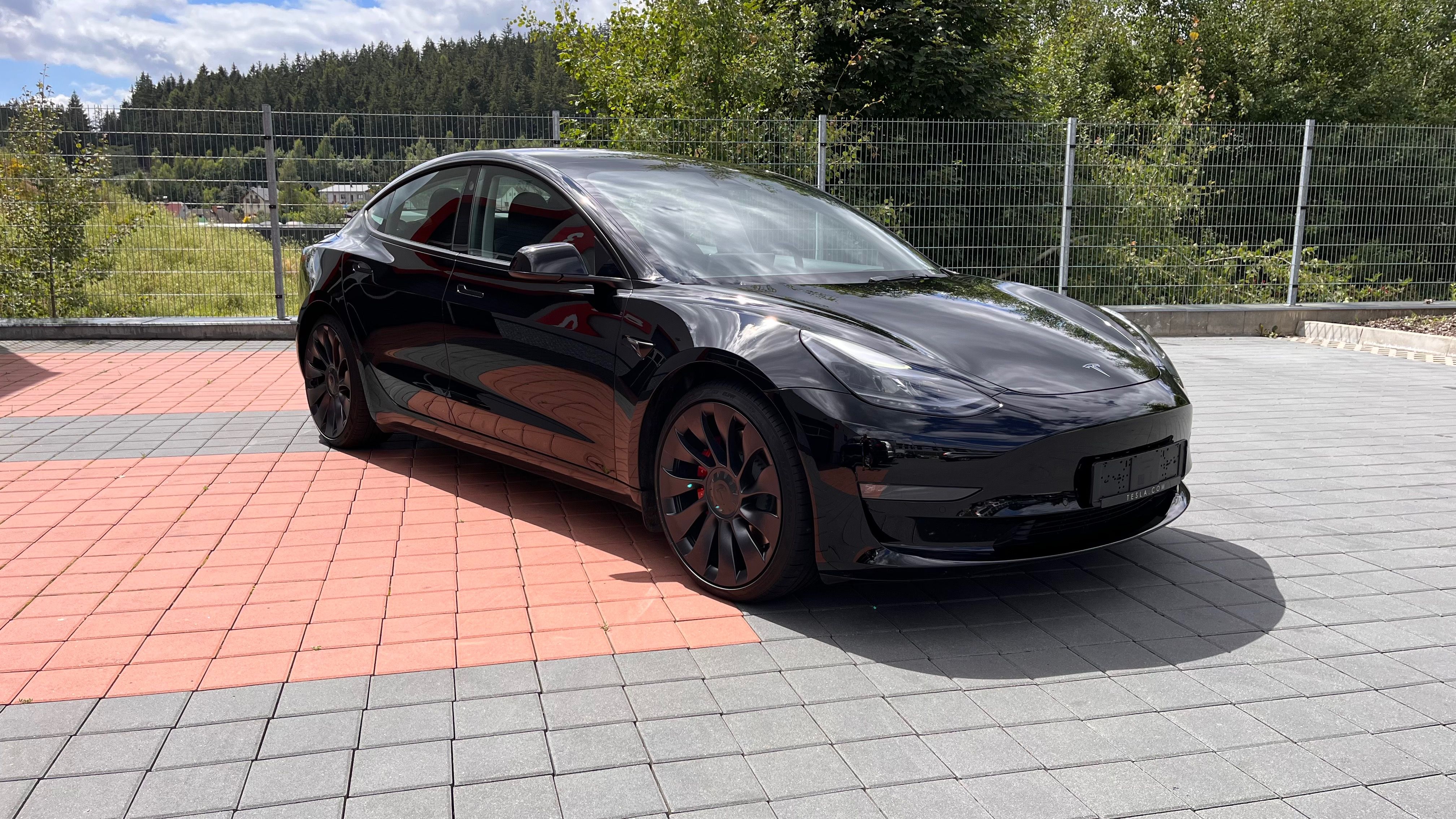 Tesla Model 3, Performance - fotka 3