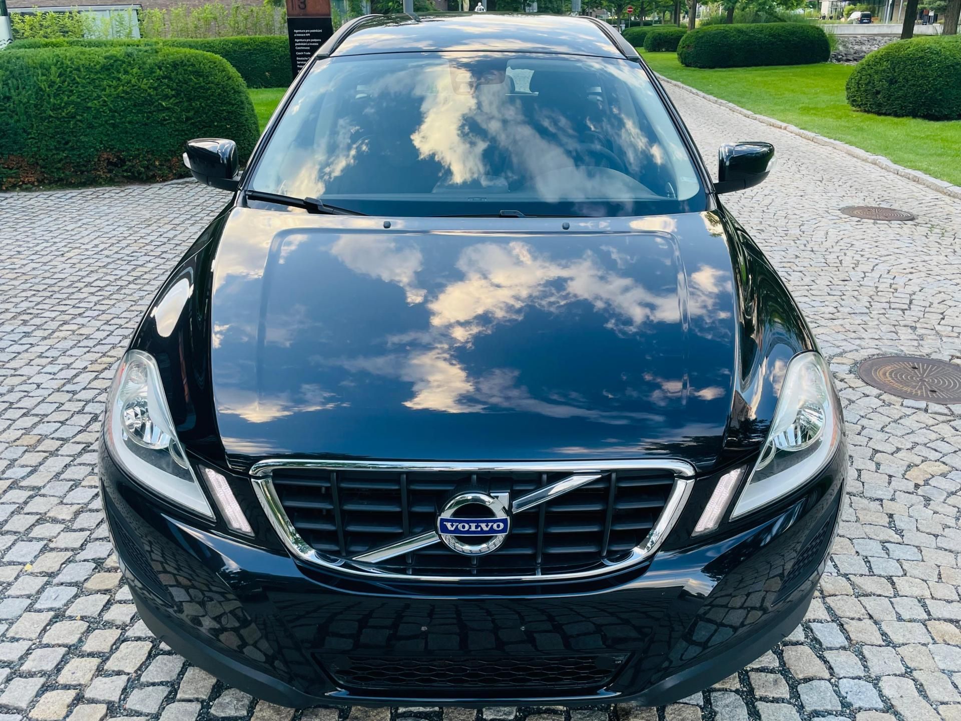 Volvo XC60, 2.0D 5V MAN 1.MAJITEL SERVISKA - fotka 5