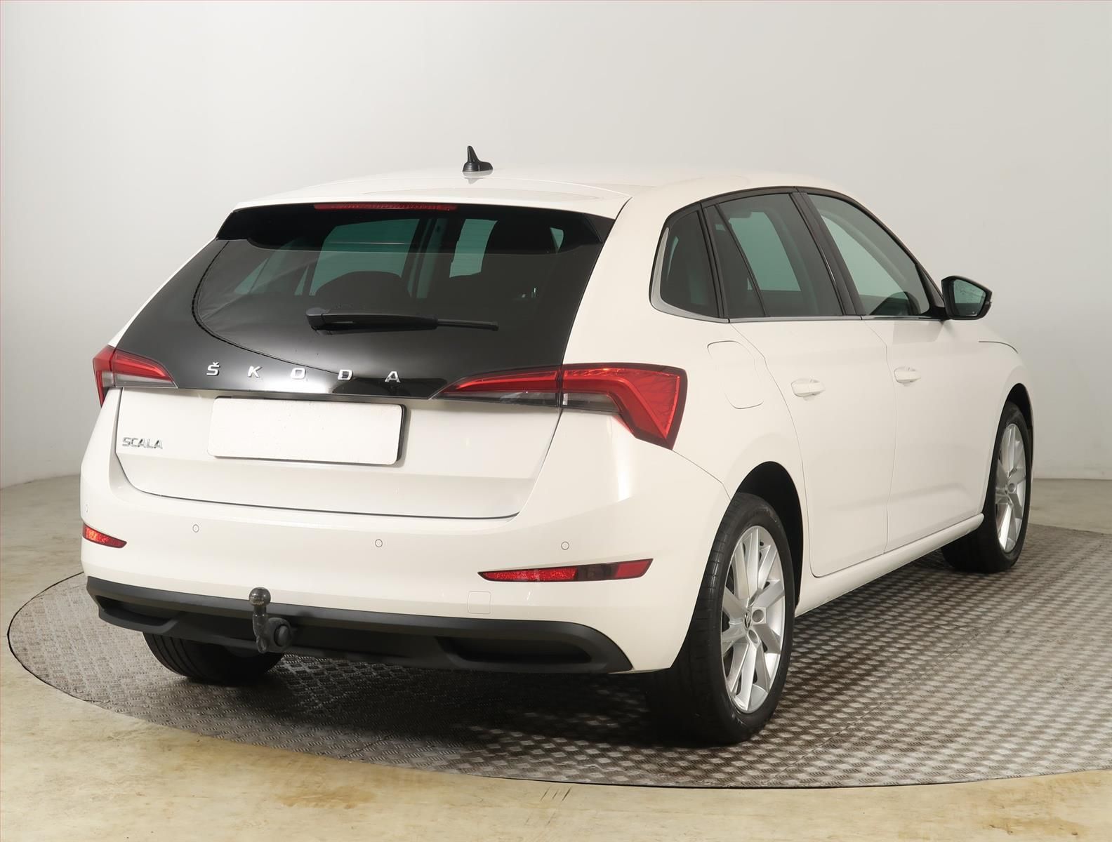 Škoda Scala, 1.6 TDI, ČR,1.maj, Serv.kniha - fotka 5