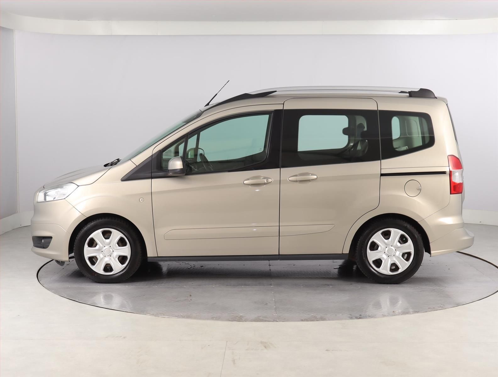 Ford Tourneo Courier, 1.0 EcoBoost, Trend, 5Míst - fotka 3