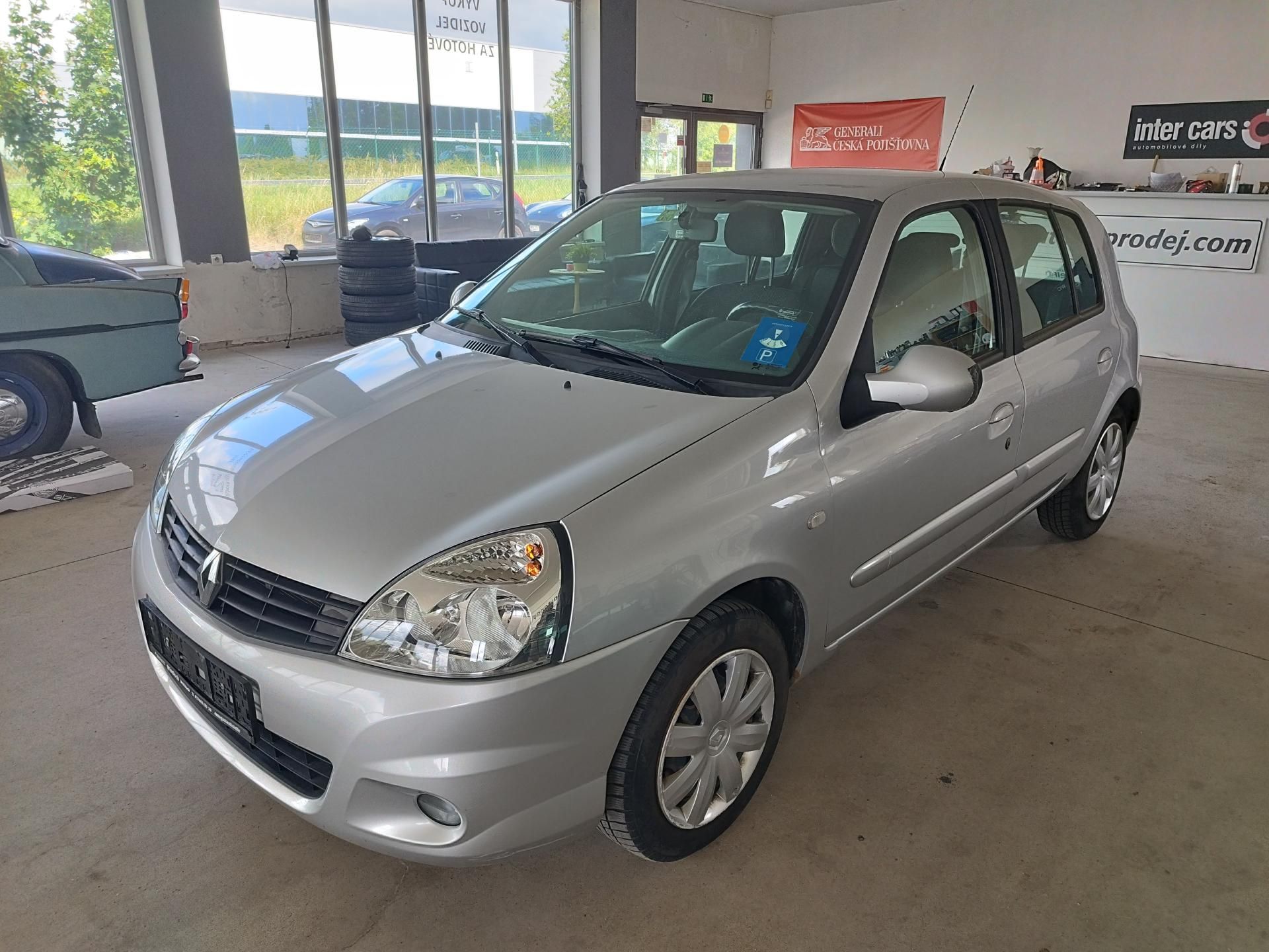 Renault Clio, 1,2i,55kw,KLIMA,SERVISKA - fotka 3