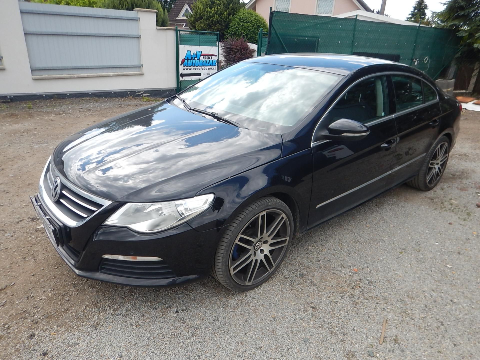 Volkswagen Passat CC, 2.0 TDI, 103 kW, DIGIKLIMA - fotka 2
