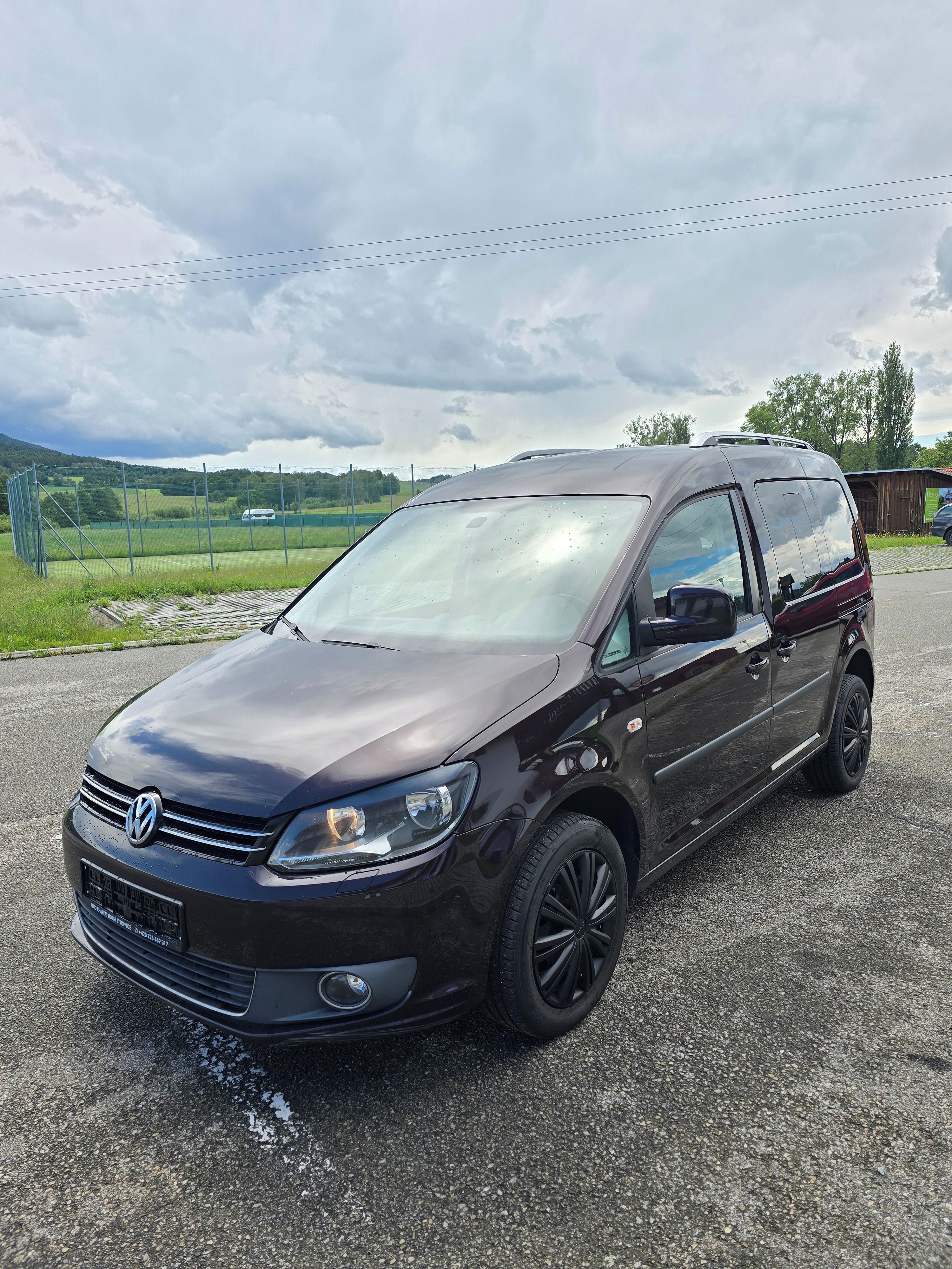 Volkswagen Caddy, 2.0 TDI Highline DSG, NAVI - fotka 3
