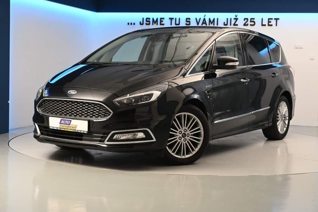 Ford S-MAX, 2.0 VIGNALE LED ACC Tažné Masá