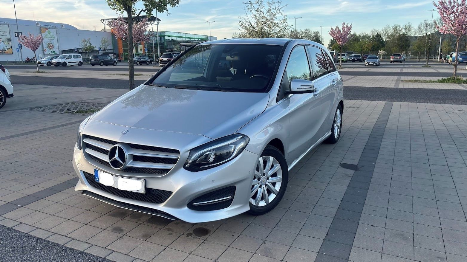 Mercedes-Benz Třídy B, 180d, ČR, servis MB