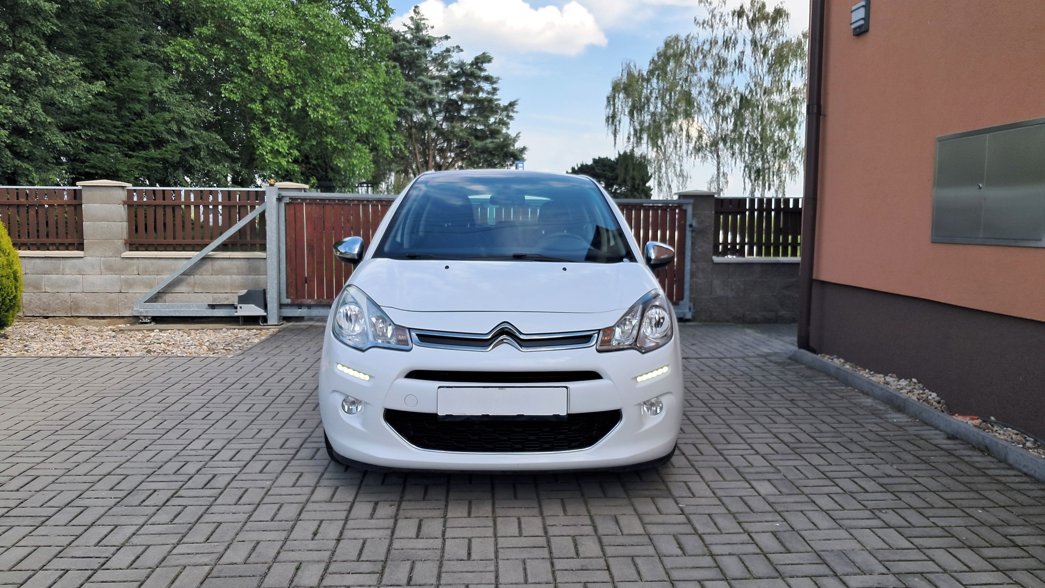 Citroën C3, 1.2i / najeto 58 000 km - fotka 2