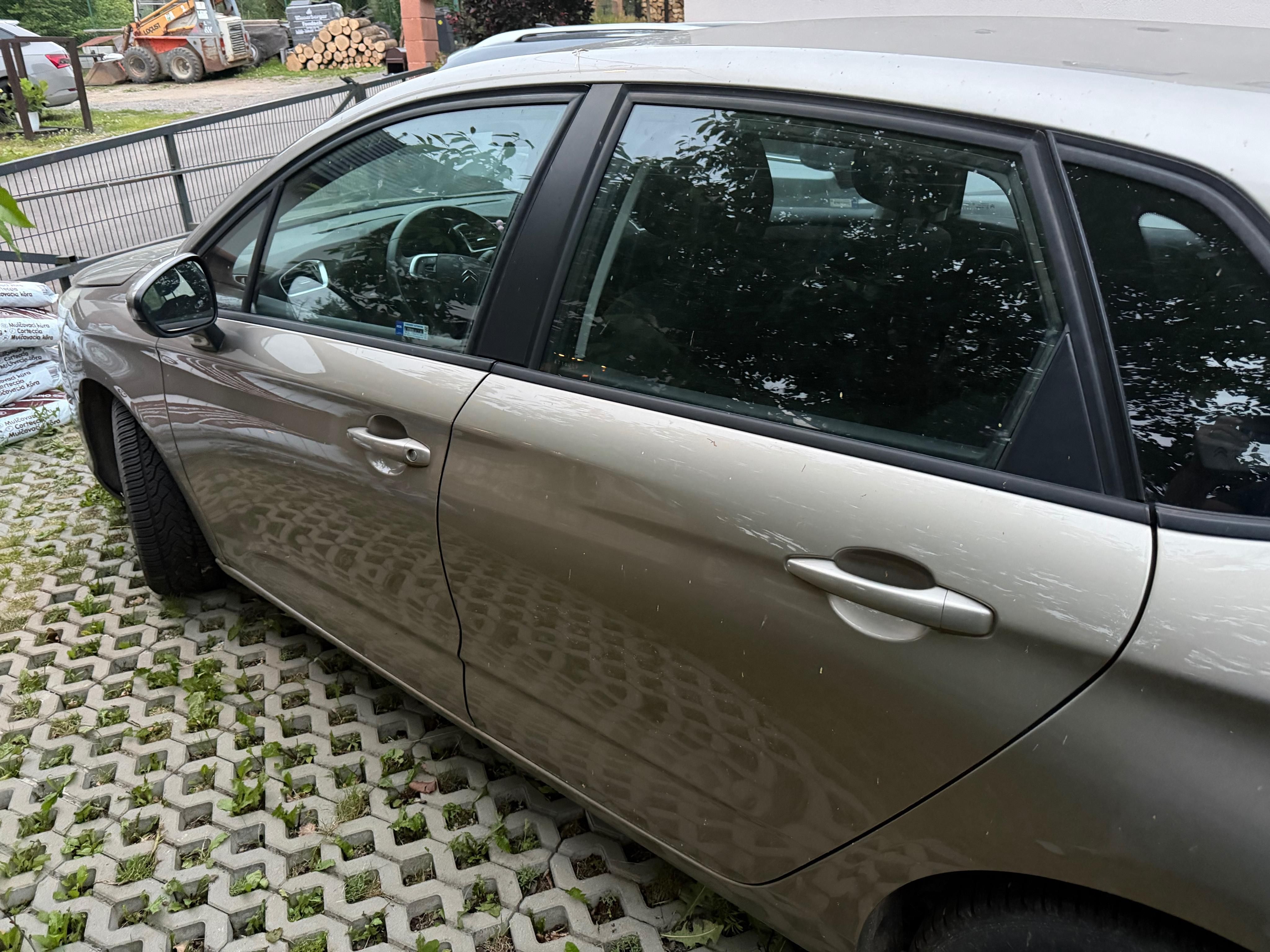 Citroën C4