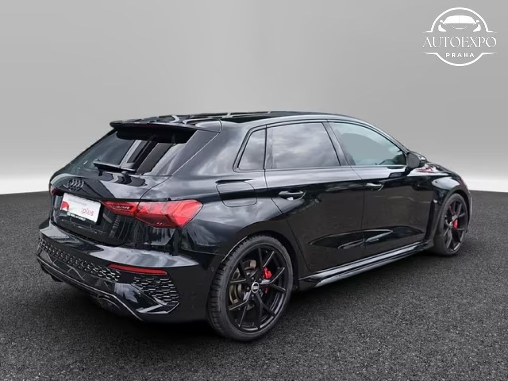 Audi RS3, RS 3 Sportback 2.5 TFSI - fotka 4
