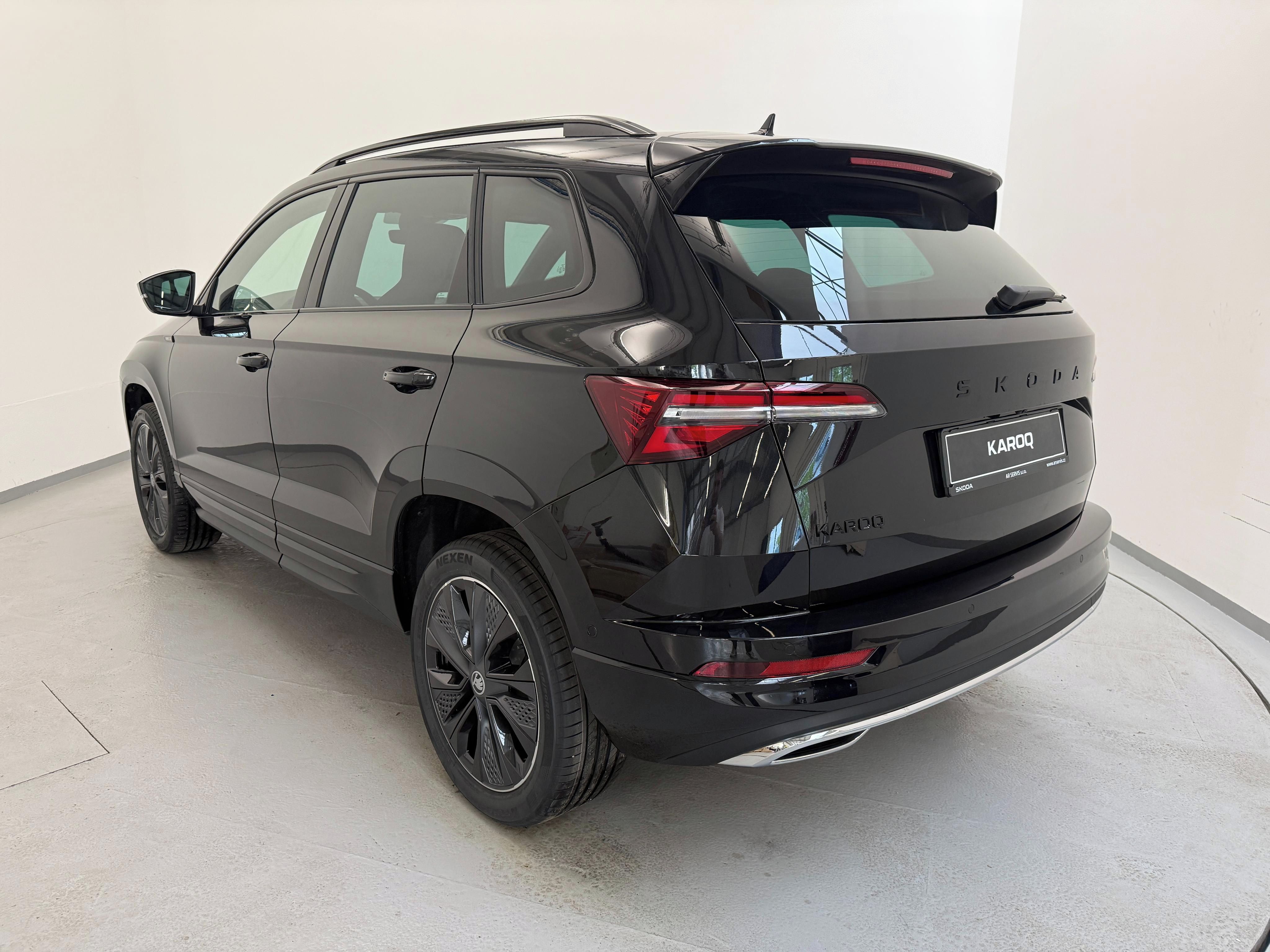 Škoda Karoq, Sportline 1,5 TSI 110 kW 7°DSG - fotka 3