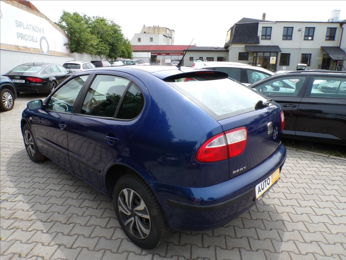 Seat Leon, 1,4 i16V - fotka 4