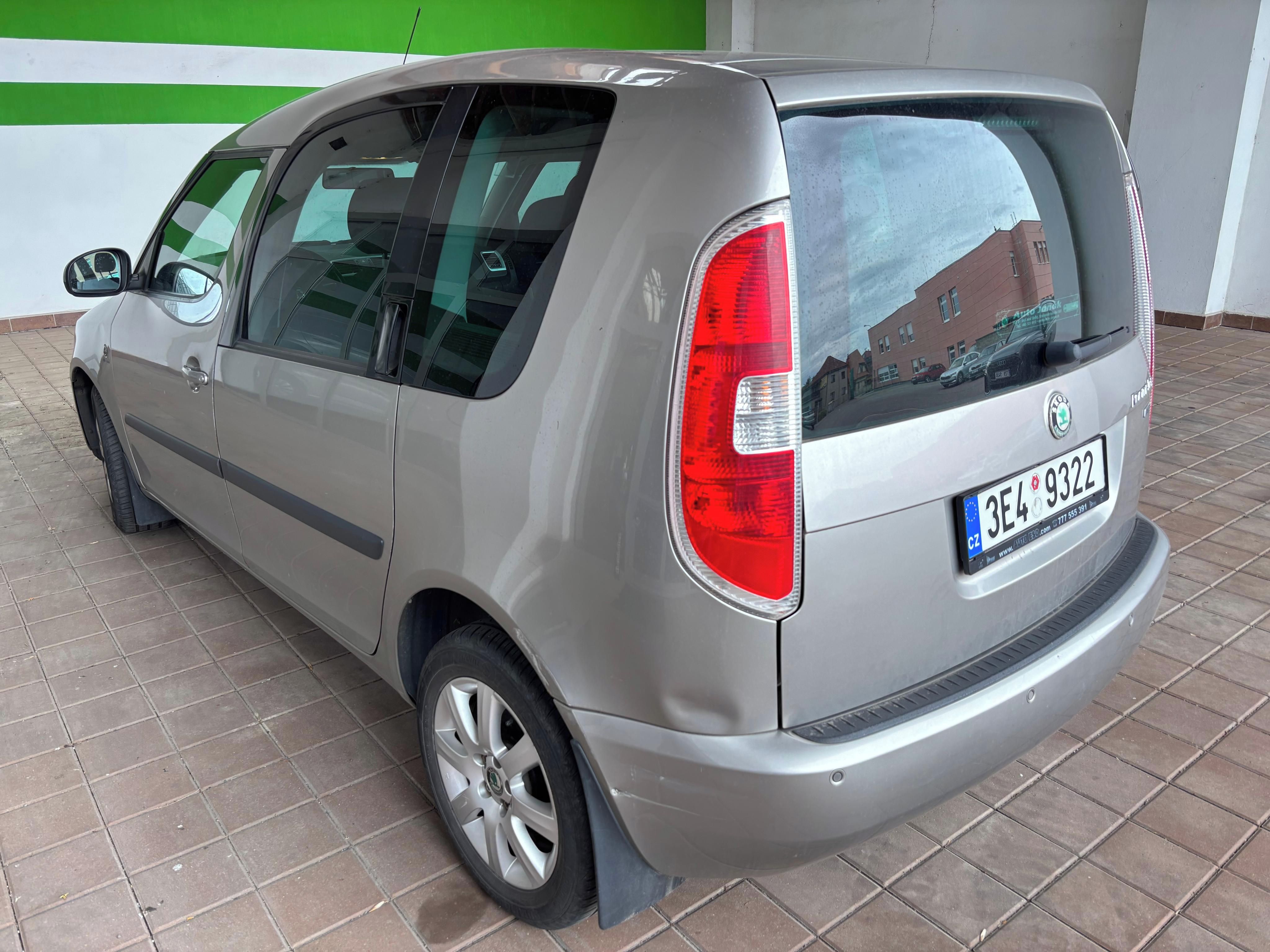 Škoda Roomster - fotka 4