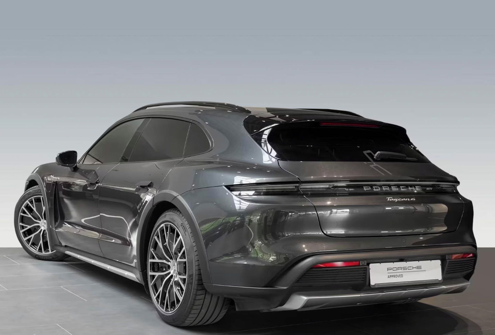 Porsche Taycan, 4 Cross Turismo InnoDrive 360 - fotka 4