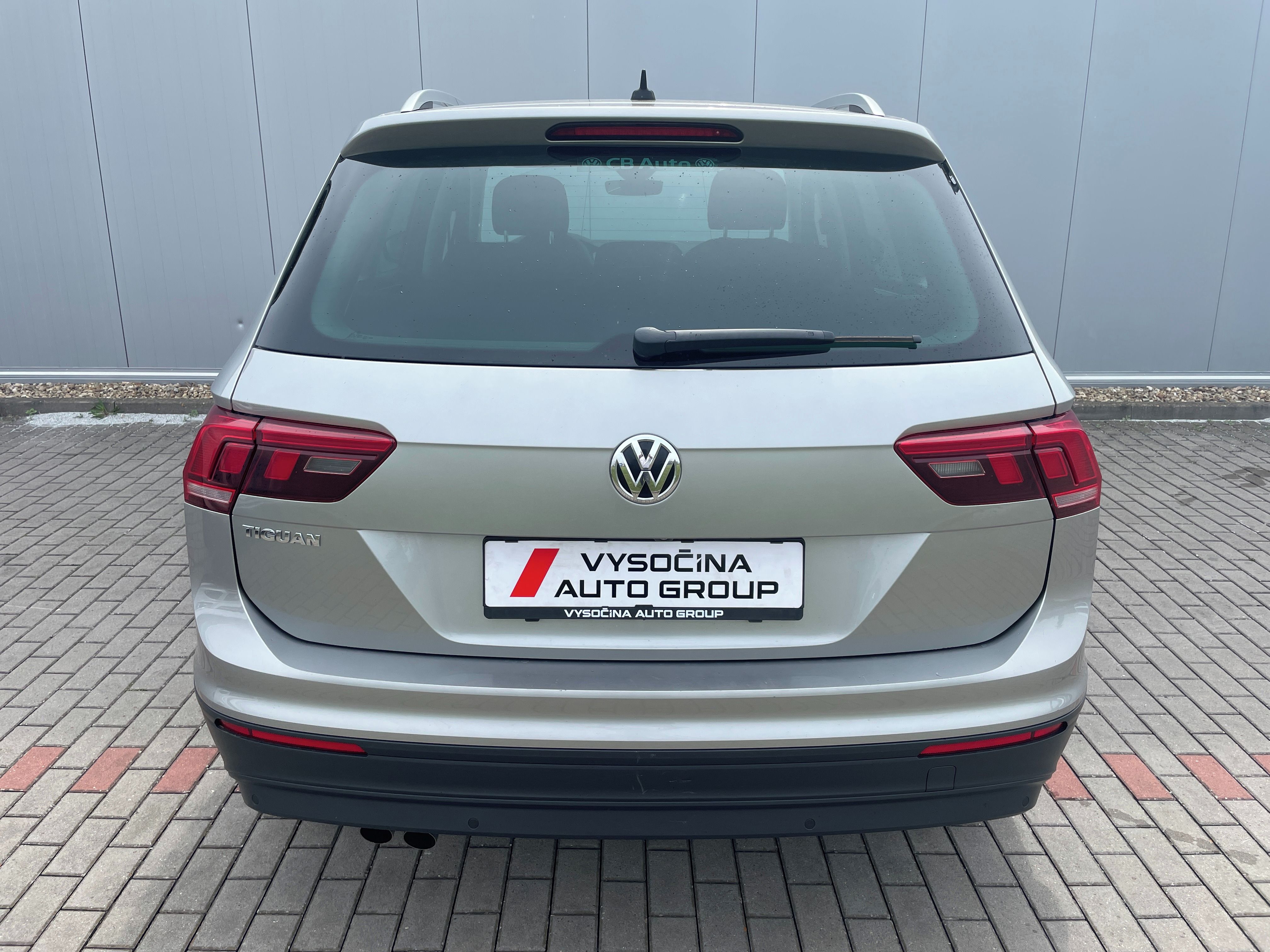 Volkswagen Tiguan, 1,5 TSi COMFORTLINE 1.Maj-ČR - fotka 4