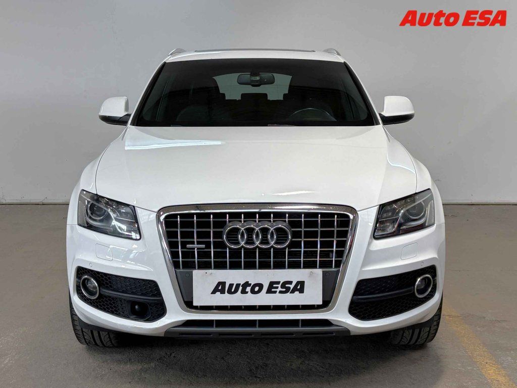 Audi Q5, 2.0TFSi - fotka 2