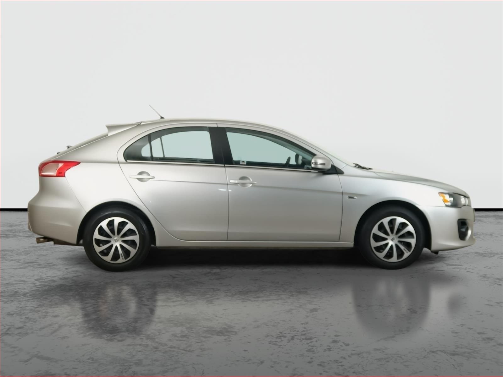 Mitsubishi Lancer, 1.6 MIVEC, Serv.kniha - fotka 6